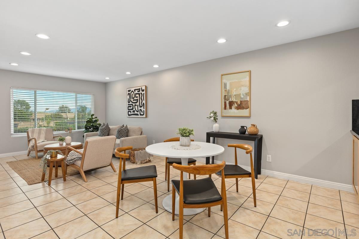 Detail Gallery Image 8 of 40 For 5800  Lake Murray Blvd  #49,  La Mesa,  CA 91942 - 3 Beds | 2/1 Baths