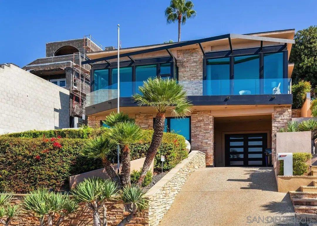 Front Image Thumbnail for SD250044525