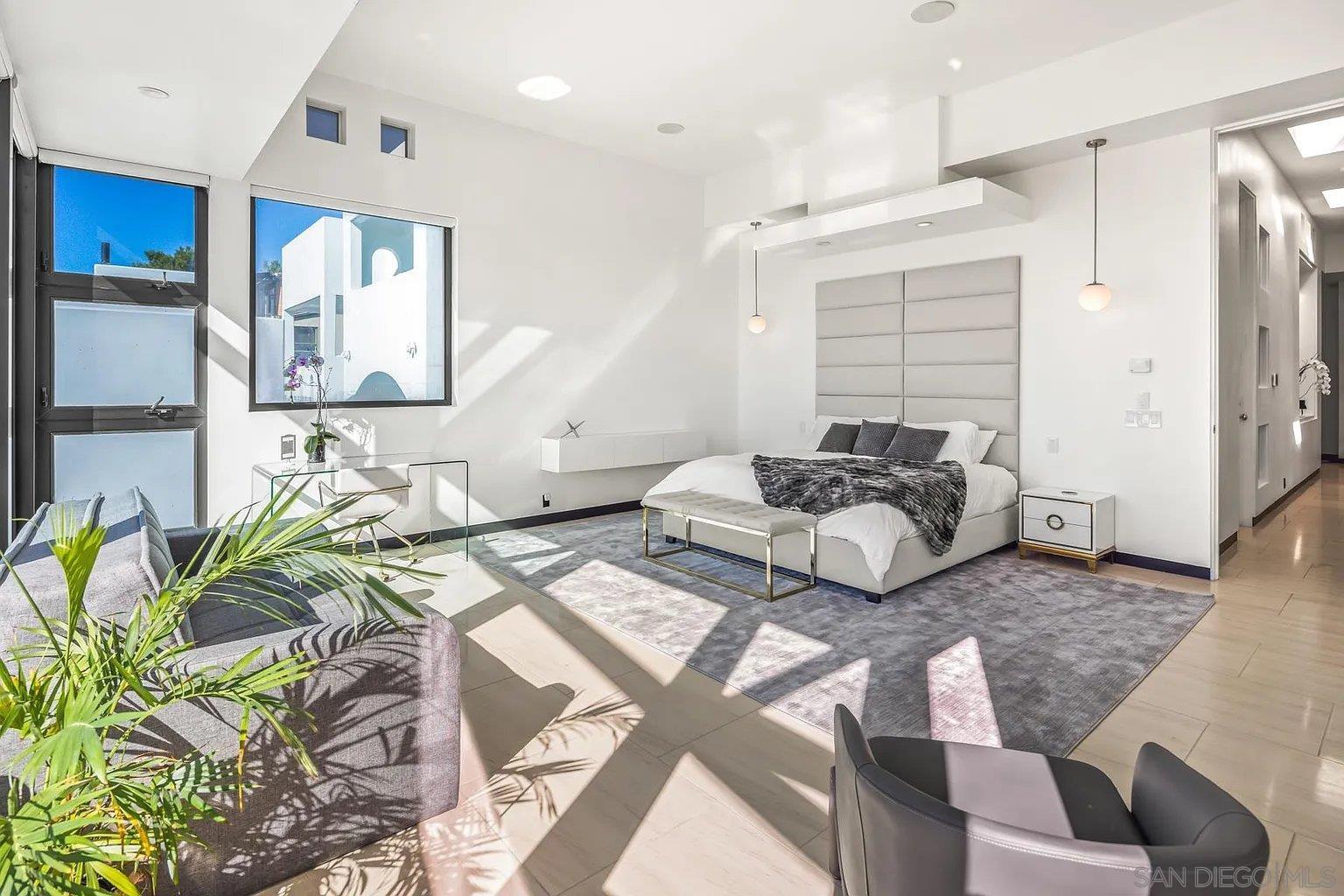 Detail Gallery Image 11 of 63 For 3515  Union Street, San Diego,  CA 92103 - 4 Beds | 4 Baths