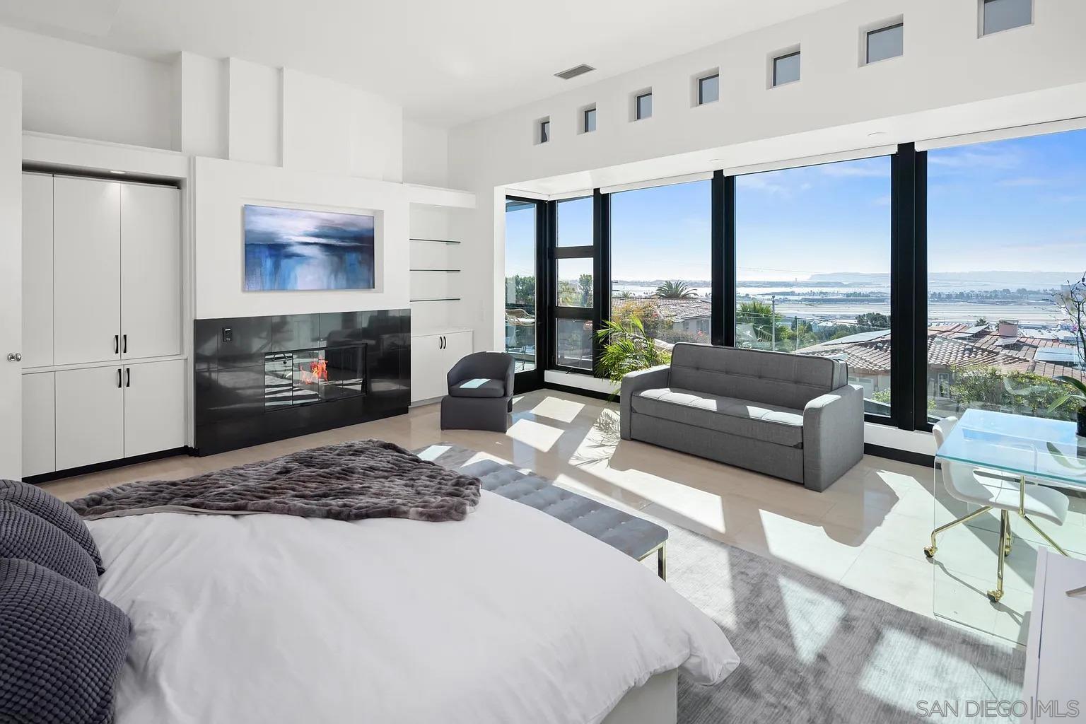 Detail Gallery Image 3 of 63 For 3515  Union Street, San Diego,  CA 92103 - 4 Beds | 4 Baths