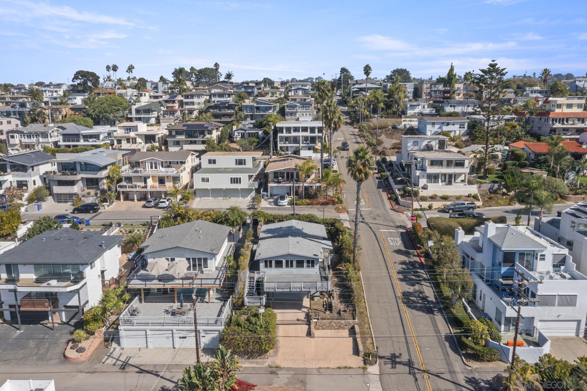 Detail Gallery Image 6 of 29 For 326  Chesterfield, Cardiff By The Sea,  CA 92007 - 2 Beds | 2 Baths