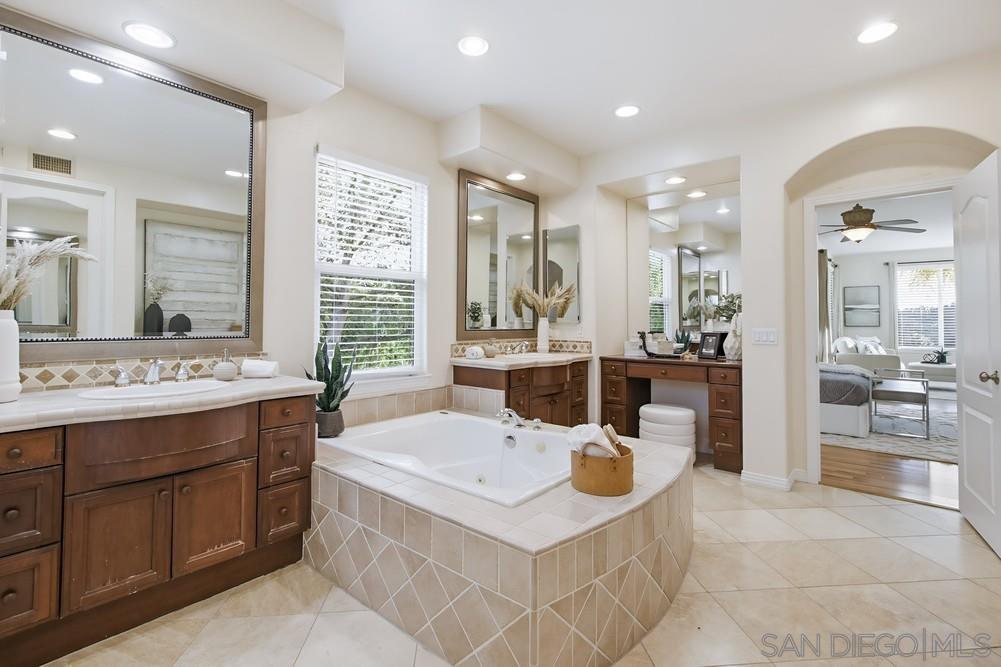 Detail Gallery Image 40 of 74 For 13665  White Rock Station Rd, Poway,  CA 92064 - 7 Beds | 5/1 Baths