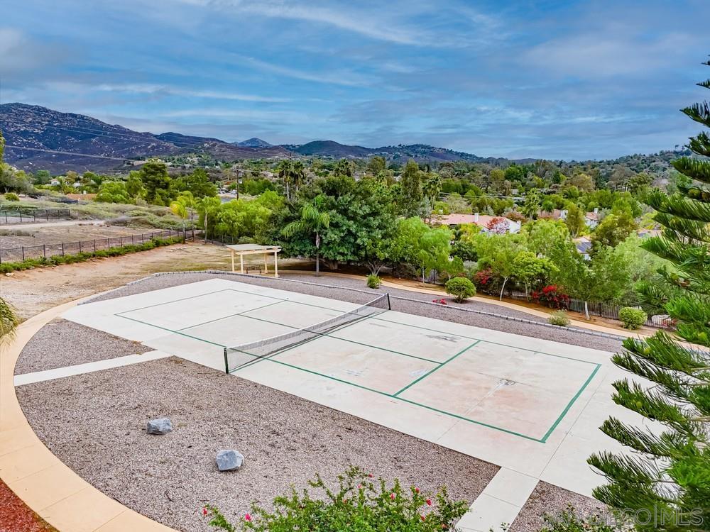 Detail Gallery Image 9 of 74 For 13665  White Rock Station Rd, Poway,  CA 92064 - 7 Beds | 5/1 Baths