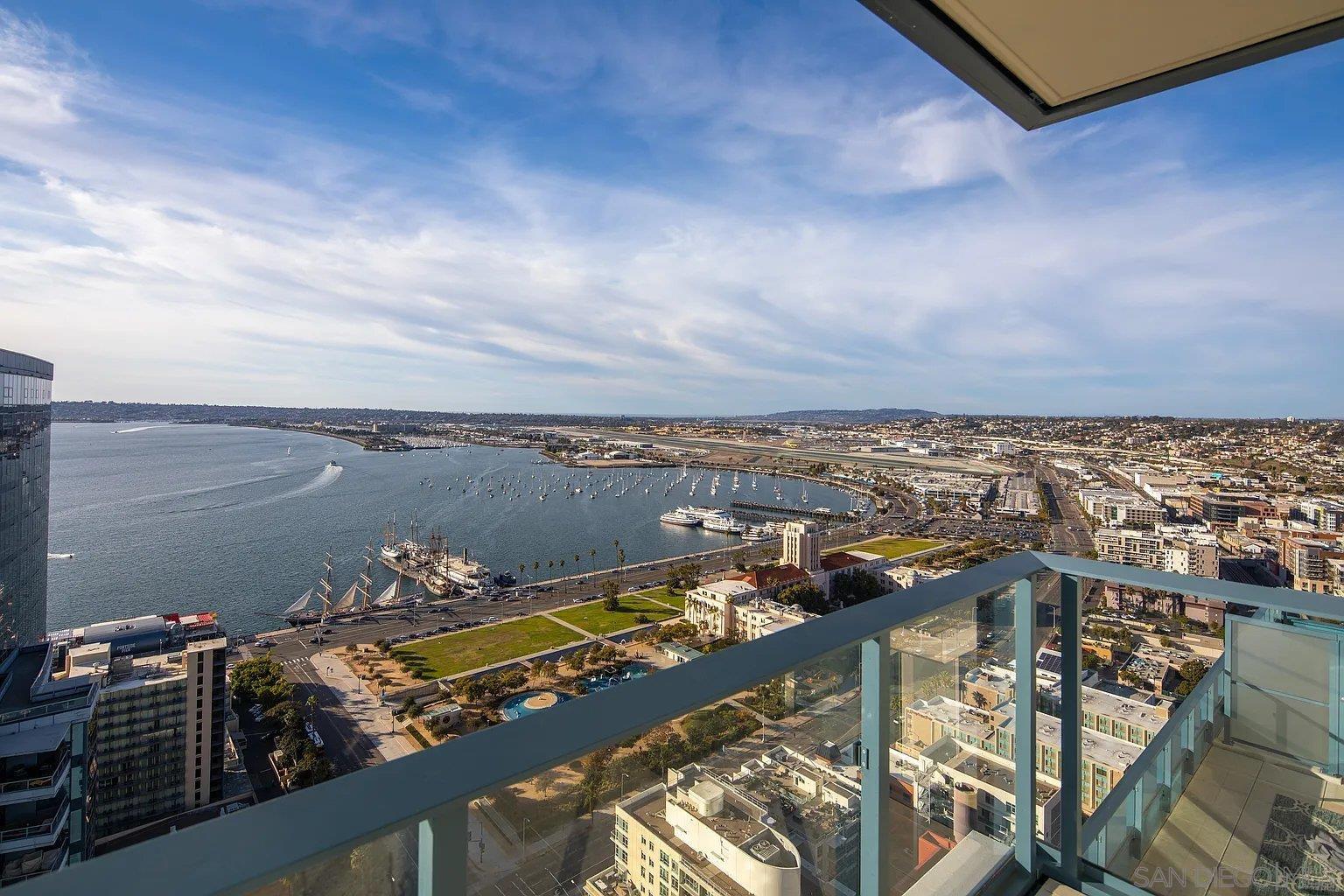 Detail Gallery Image 4 of 26 For 1388  Kettner Blvd  3405, San Diego,  CA 92101 - 2 Beds | 2 Baths