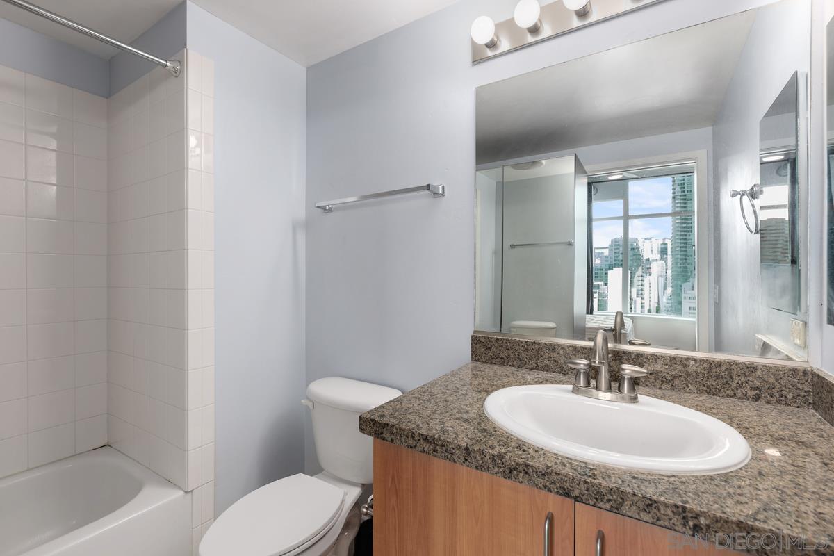 Detail Gallery Image 16 of 39 For 1080  Park Blvd  916, San Diego,  CA 92101 - 2 Beds | 2 Baths
