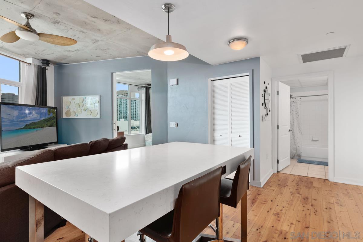 Detail Gallery Image 9 of 39 For 1080  Park Blvd  916, San Diego,  CA 92101 - 2 Beds | 2 Baths