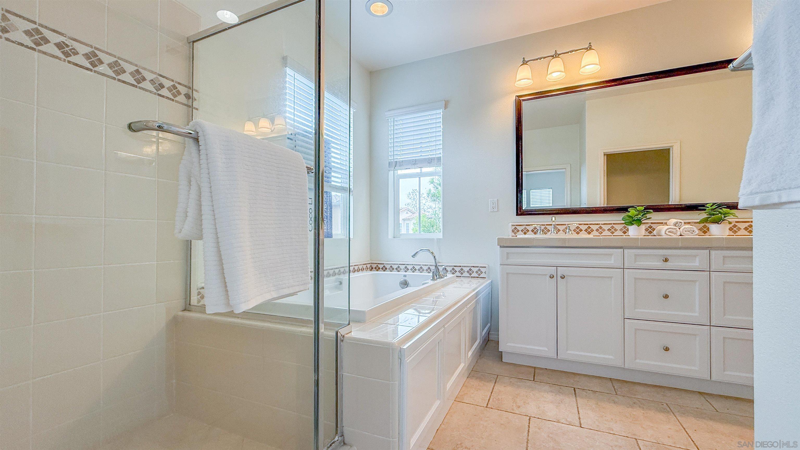 Detail Gallery Image 27 of 40 For 15701  Concord Ridge Ter, San Diego,  CA 92127 - 4 Beds | 2/1 Baths