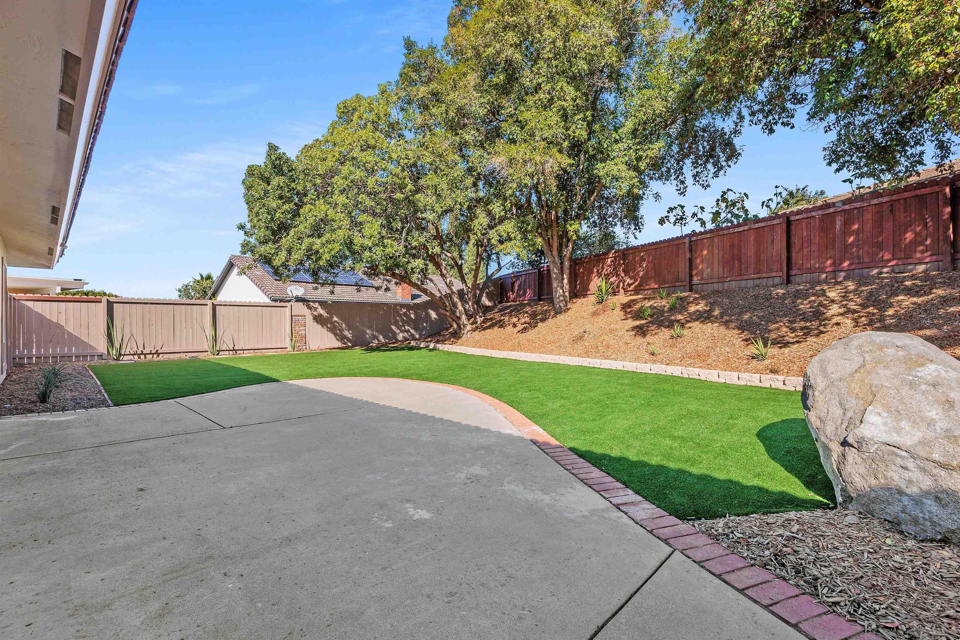 Detail Gallery Image 27 of 33 For 17111  Prado Pl, San Diego,  CA 92128 - 3 Beds | 2 Baths