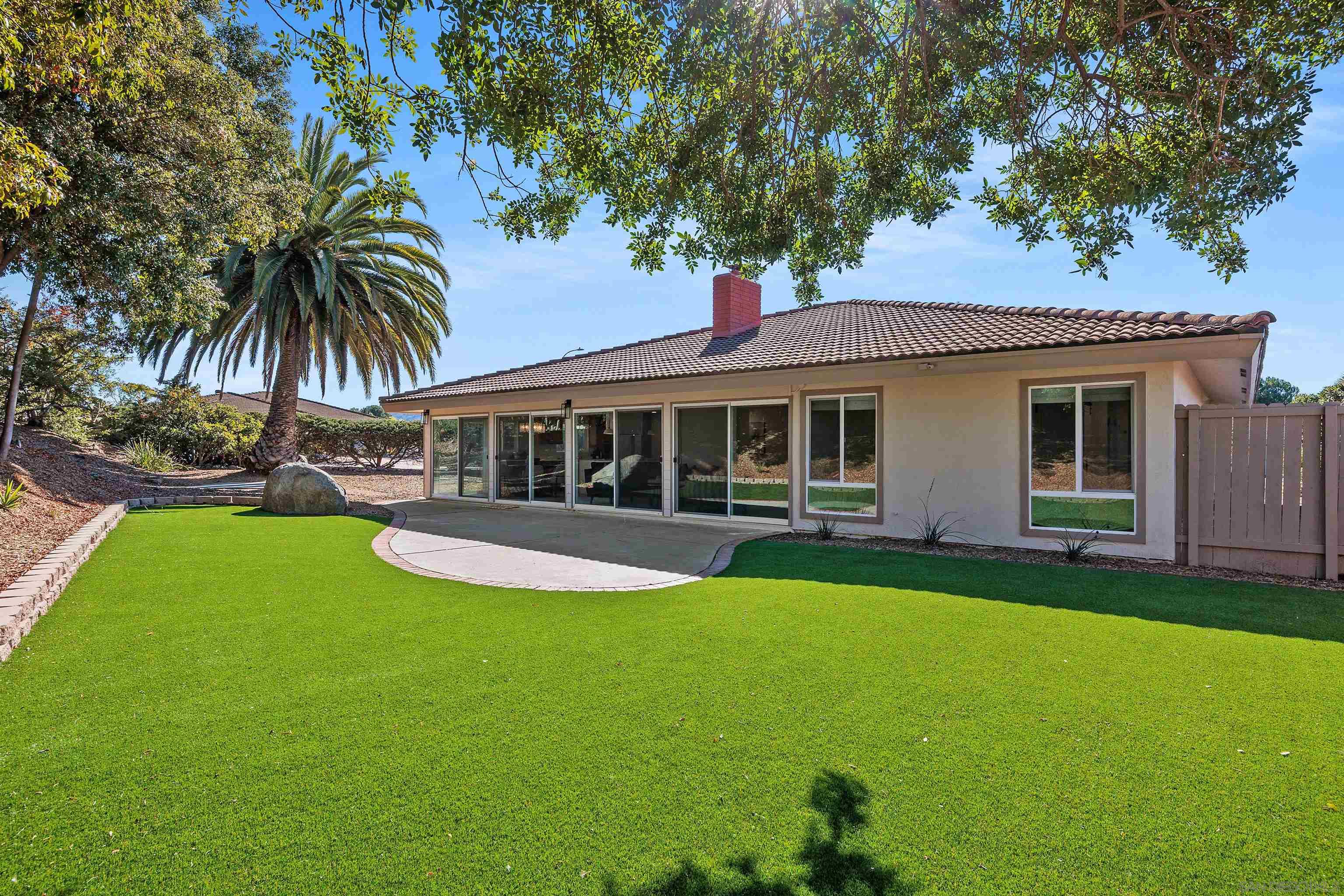 Detail Gallery Image 28 of 33 For 17111  Prado Pl, San Diego,  CA 92128 - 3 Beds | 2 Baths