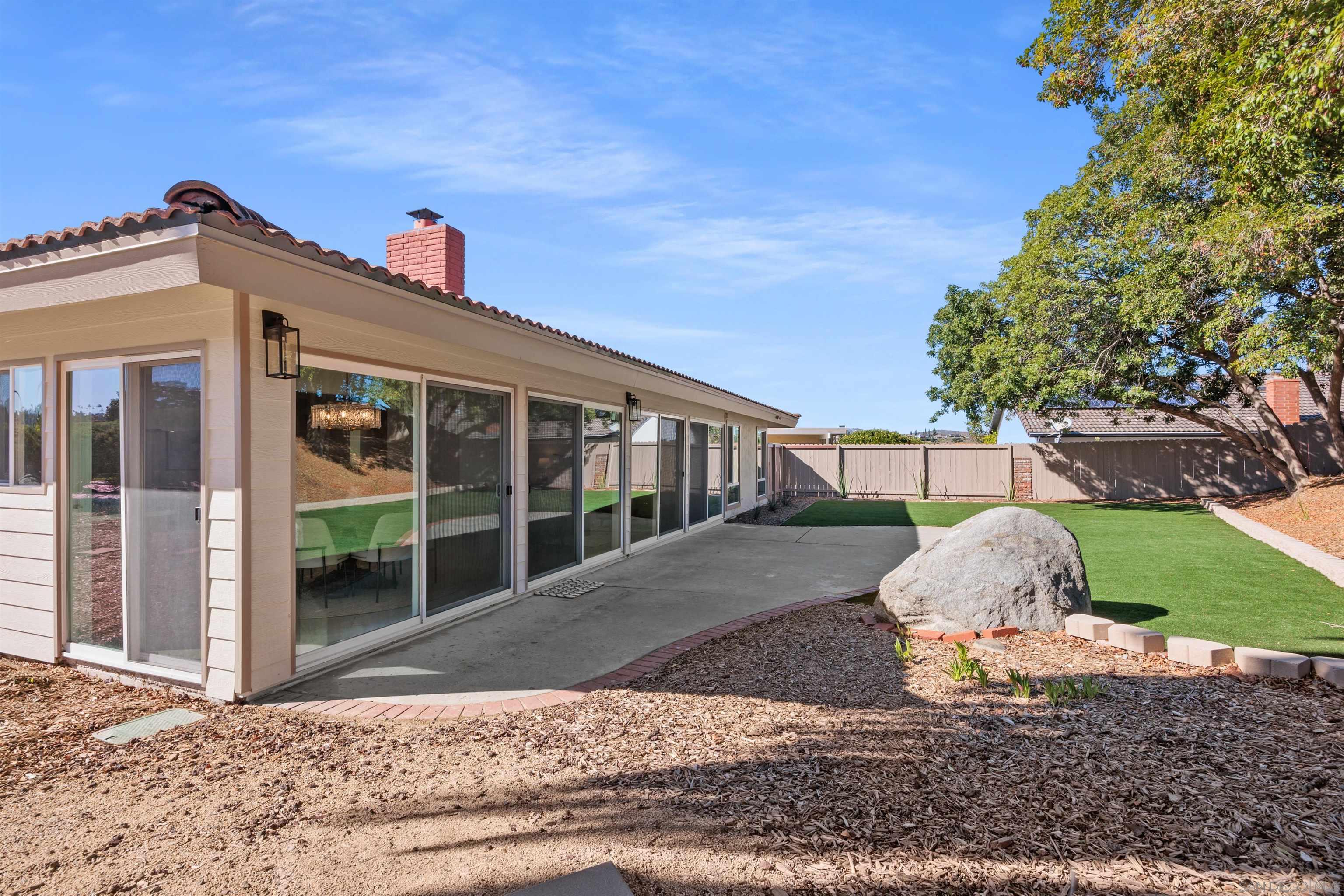 Detail Gallery Image 29 of 33 For 17111  Prado Pl, San Diego,  CA 92128 - 3 Beds | 2 Baths