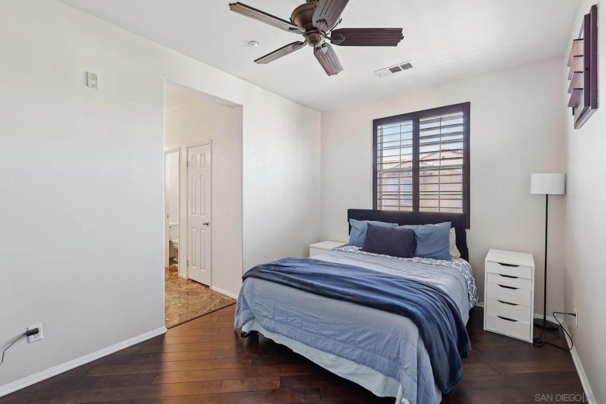 Detail Gallery Image 13 of 31 For 31167  Strawberry Tree Lane, Temecula,  CA 92592 - 2 Beds | 2 Baths