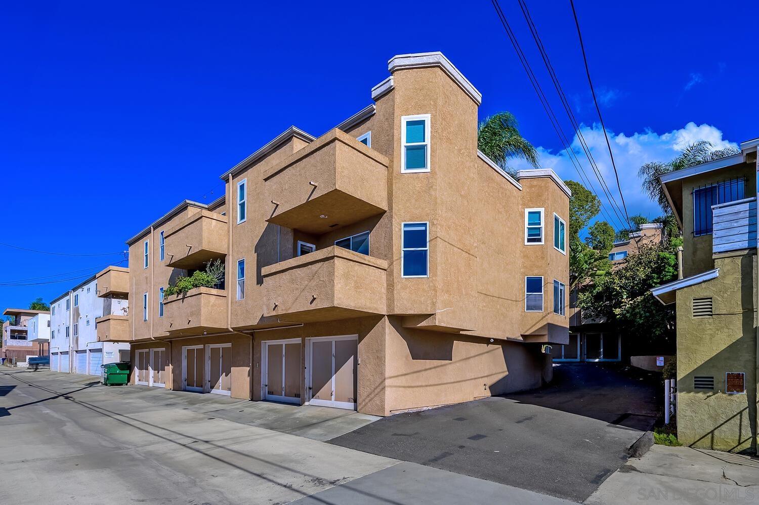 Detail Gallery Image 31 of 42 For 4140  Hamilton St  #1,  San Diego,  CA 92104 - 2 Beds | 2 Baths