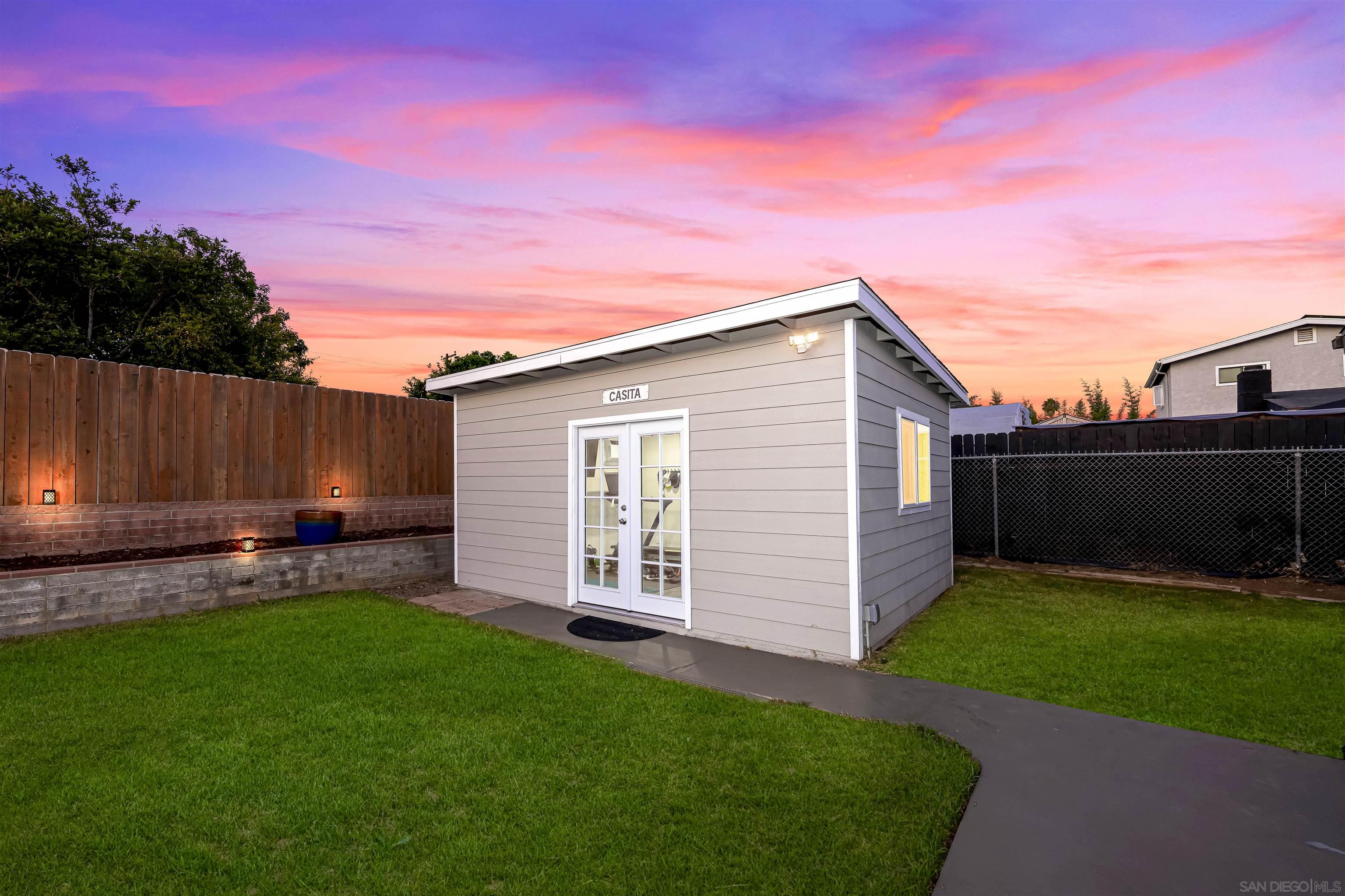 Detail Gallery Image 28 of 30 For 4034  Conrad Avenue, San Diego,  CA 92117 - 3 Beds | 2 Baths