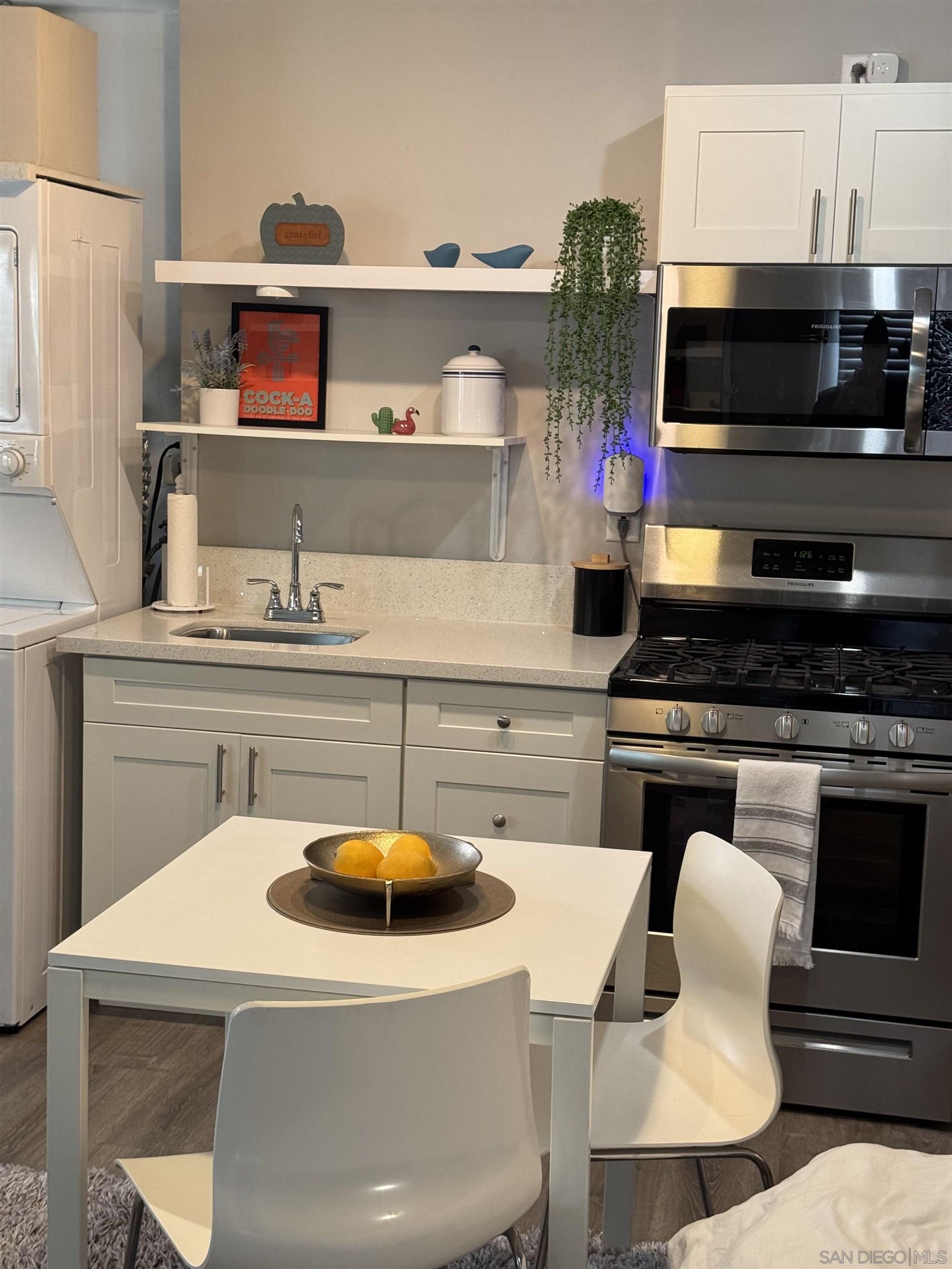 Detail Gallery Image 7 of 26 For 4535  Troy Lane  Studio, La Mesa,  CA 91942 - 0 Beds | 1 Baths