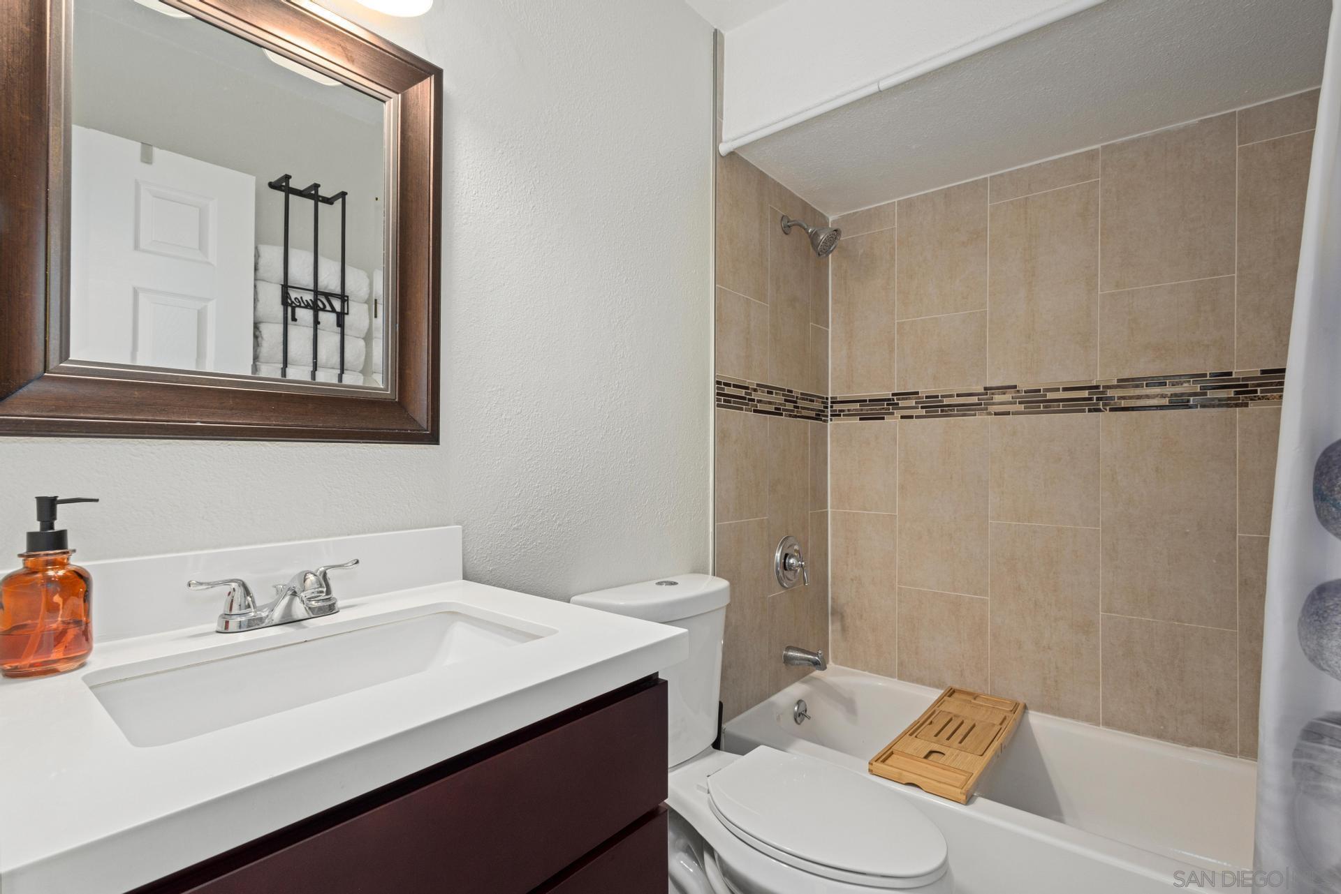 Detail Gallery Image 19 of 24 For 346  El Monte Rd, El Cajon,  CA 92020 - 4 Beds | 2 Baths