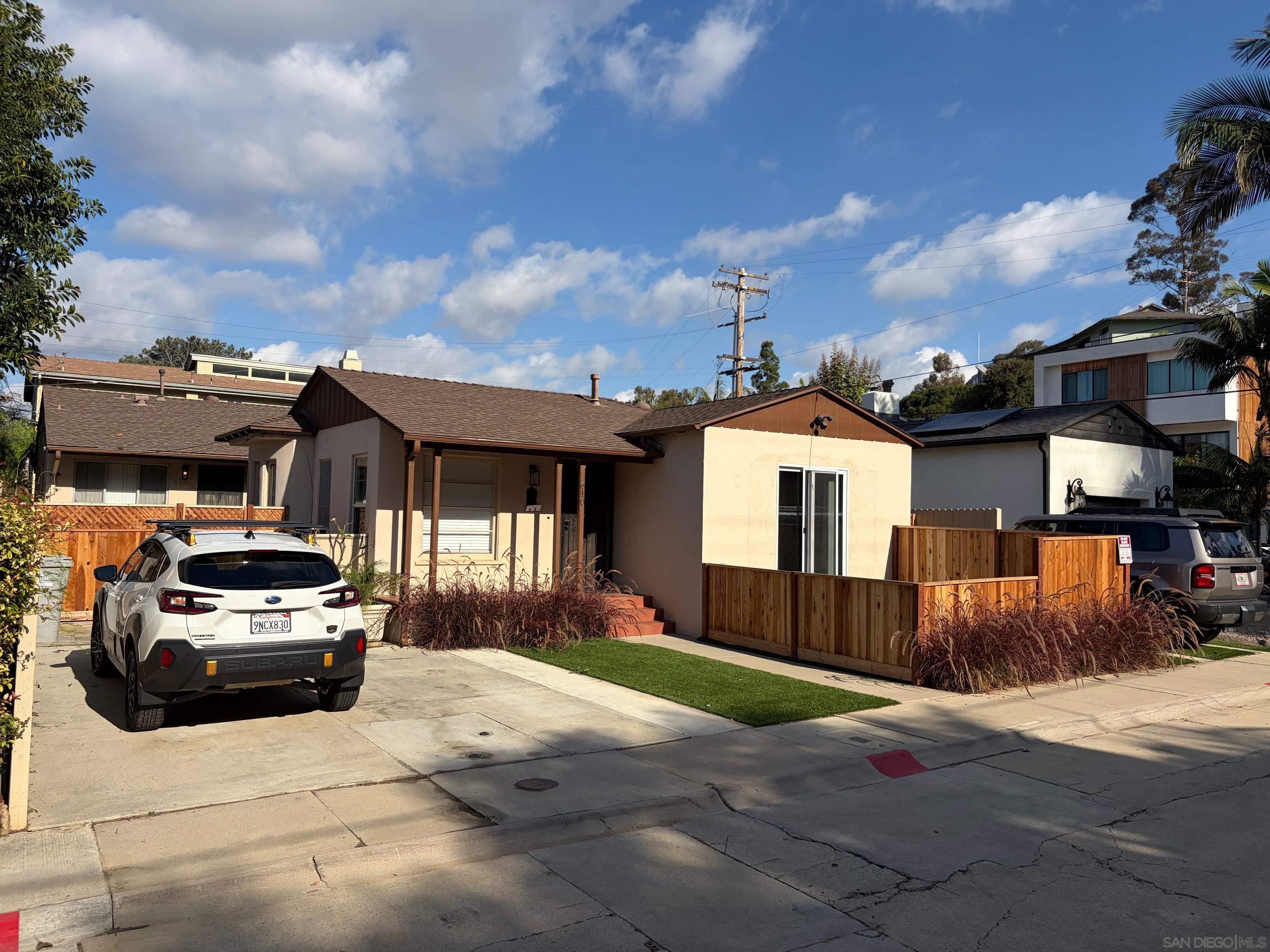 Detail Gallery Image 2 of 16 For Maple S, San Diego,  CA 92103 - – Beds | – Baths