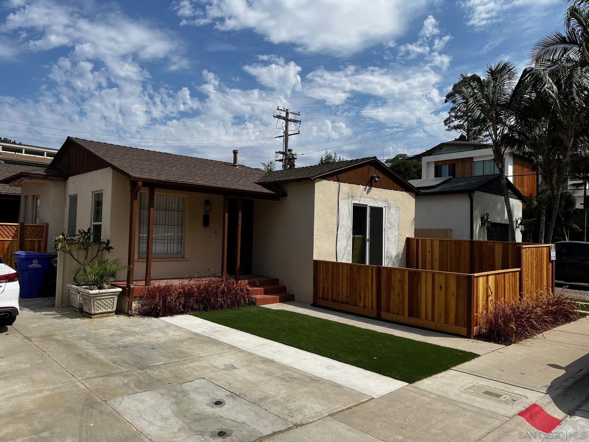 Detail Gallery Image 3 of 16 For Maple S, San Diego,  CA 92103 - – Beds | – Baths