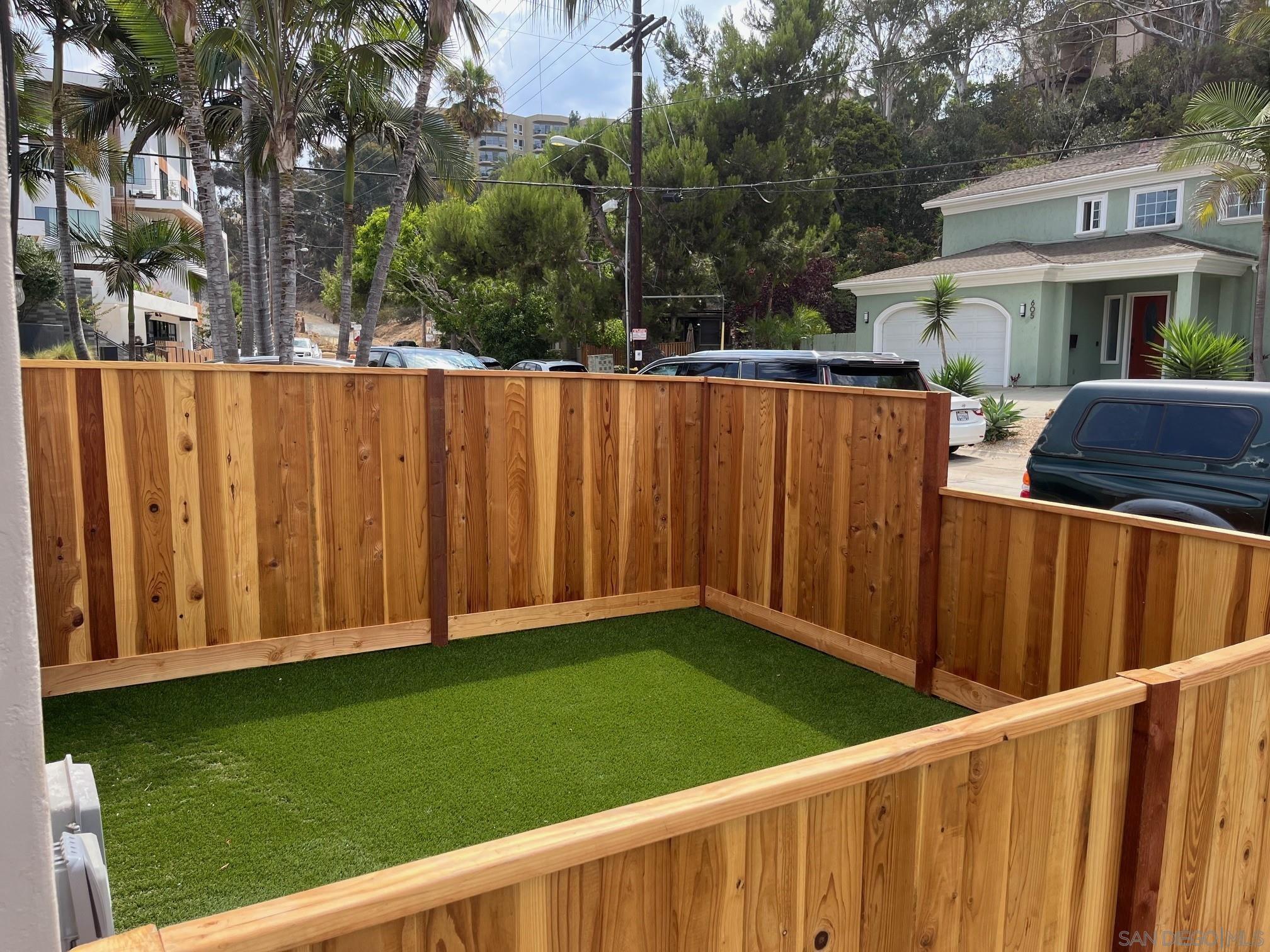 Detail Gallery Image 4 of 16 For Maple S, San Diego,  CA 92103 - – Beds | – Baths