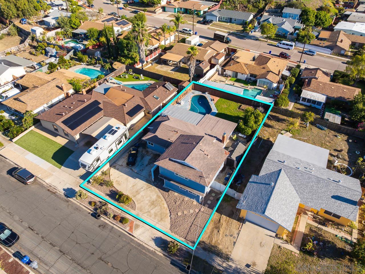 Detail Gallery Image 11 of 68 For 1607  Watwood Rd, Lemon Grove,  CA 91945 - 4 Beds | 3/1 Baths