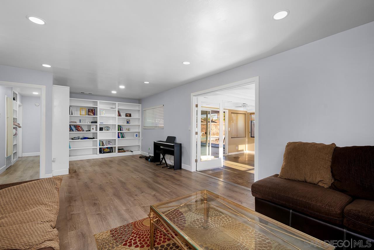 Detail Gallery Image 28 of 68 For 1607  Watwood Rd, Lemon Grove,  CA 91945 - 4 Beds | 3/1 Baths