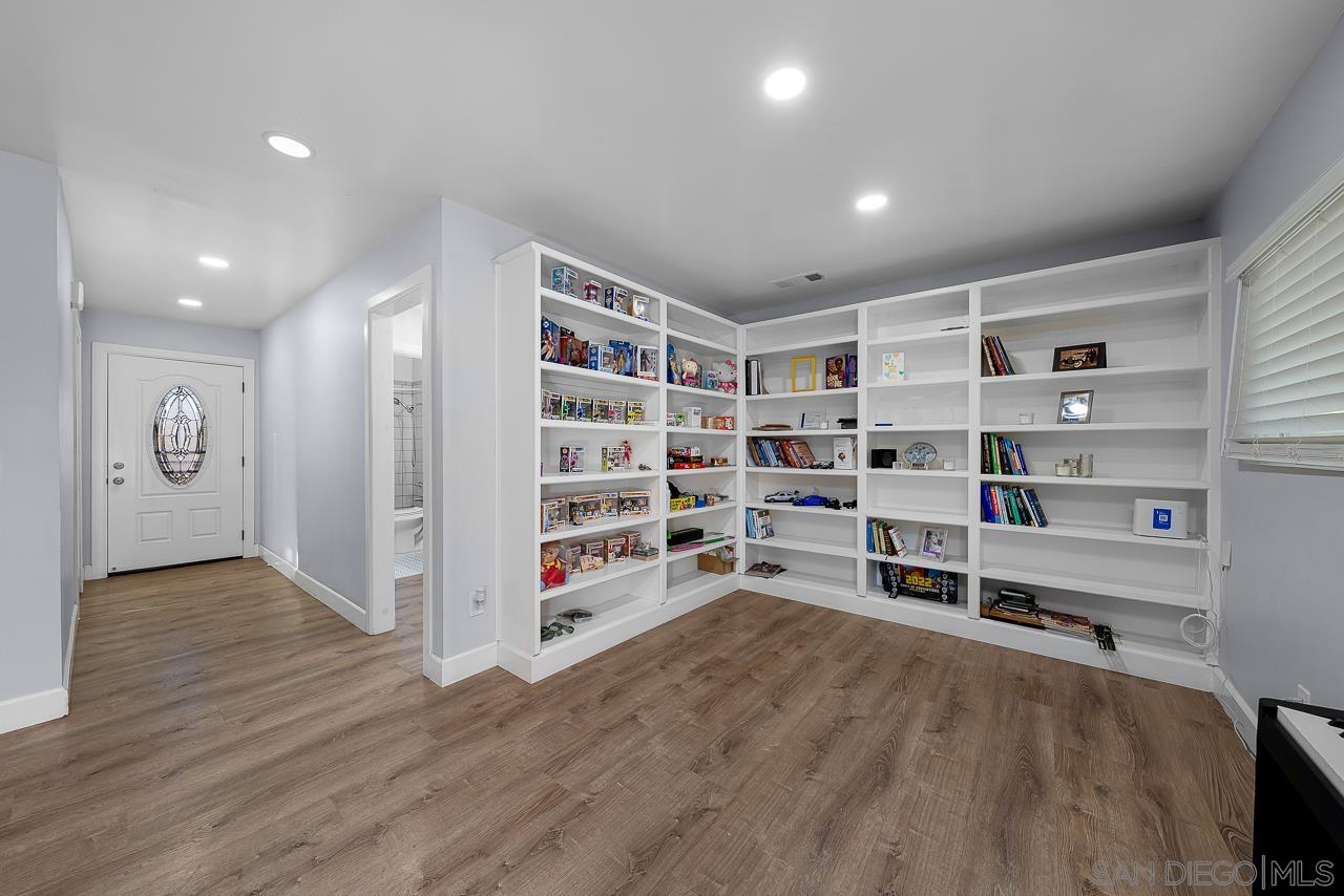 Detail Gallery Image 35 of 68 For 1607  Watwood Rd, Lemon Grove,  CA 91945 - 4 Beds | 3/1 Baths