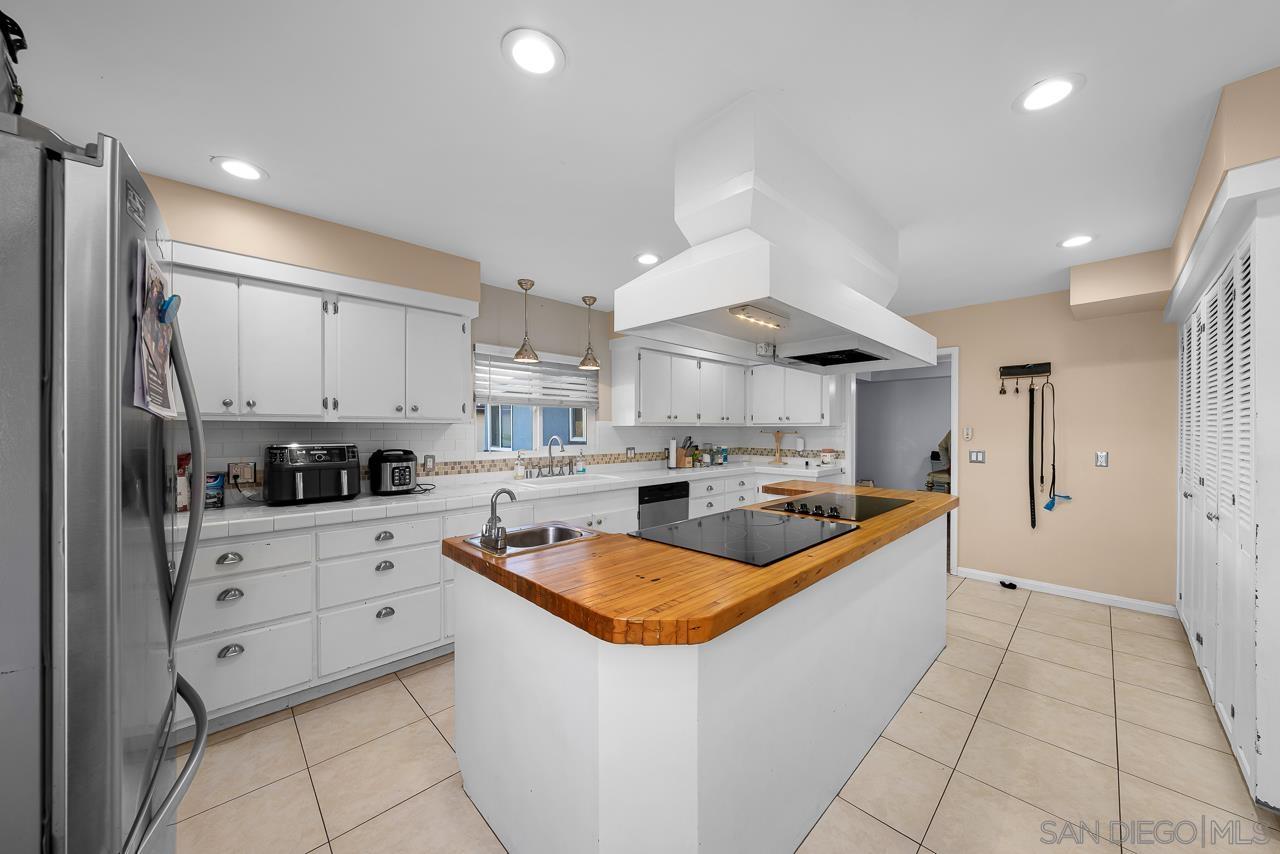 Detail Gallery Image 37 of 68 For 1607  Watwood Rd, Lemon Grove,  CA 91945 - 4 Beds | 3/1 Baths