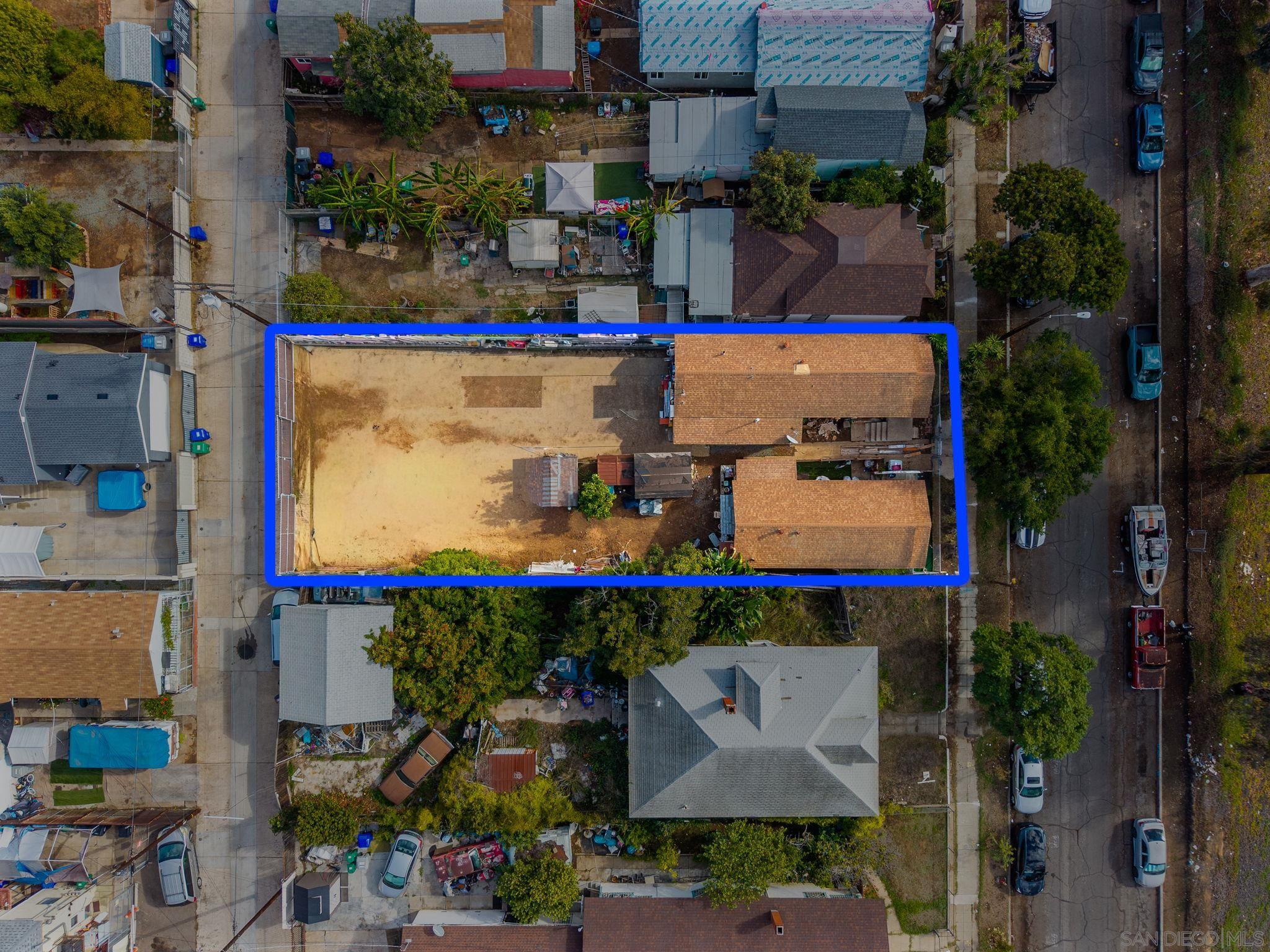 Detail Gallery Image 3 of 13 For 2252-54  Kearney Ave, San Diego,  CA 92113 - – Beds | – Baths