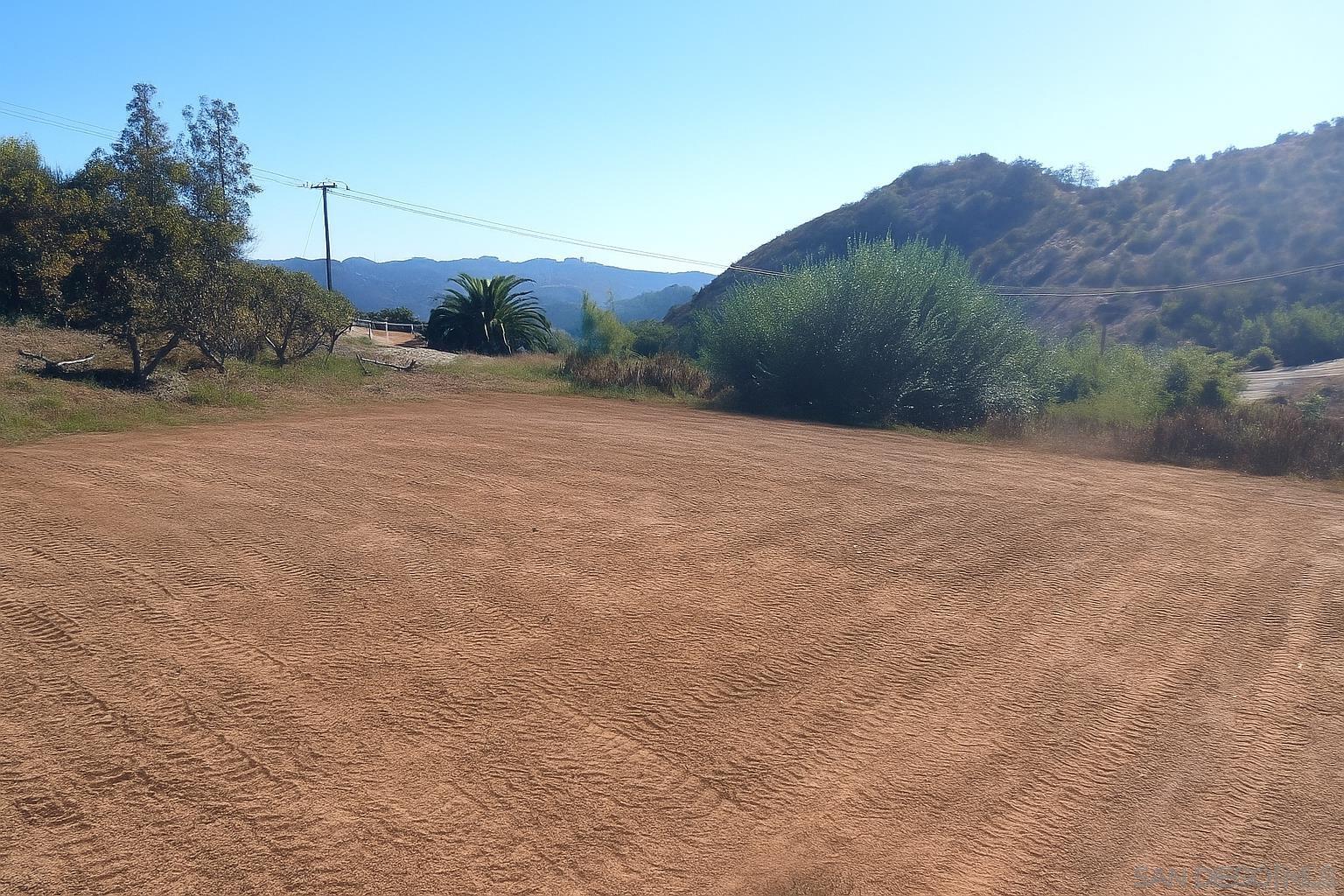 Front Image Thumbnail for SD250044558