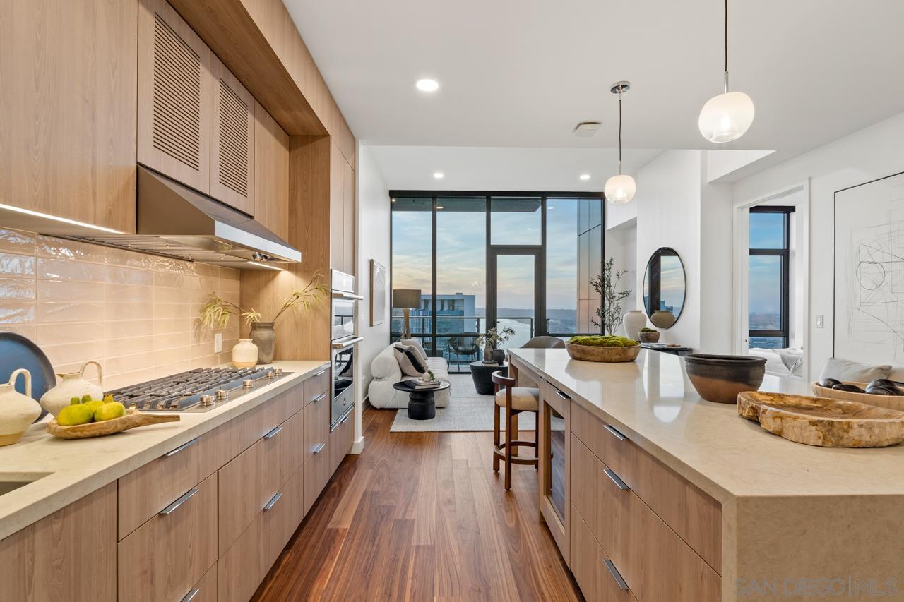 Detail Gallery Image 50 of 55 For 1331  Columbia St  3607, San Diego,  CA 92101 - 1 Beds | 1 Baths