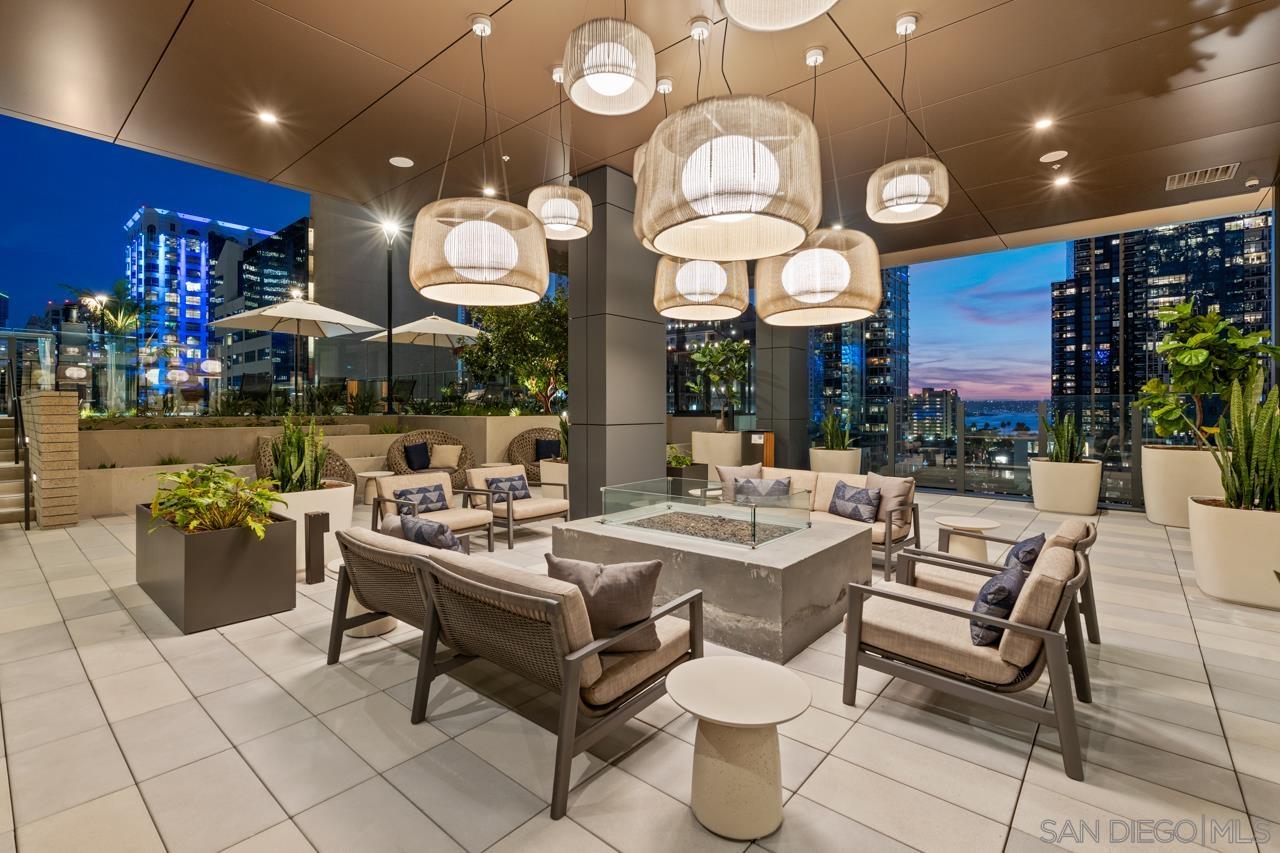 Detail Gallery Image 9 of 55 For 1331  Columbia St  3607, San Diego,  CA 92101 - 1 Beds | 1 Baths