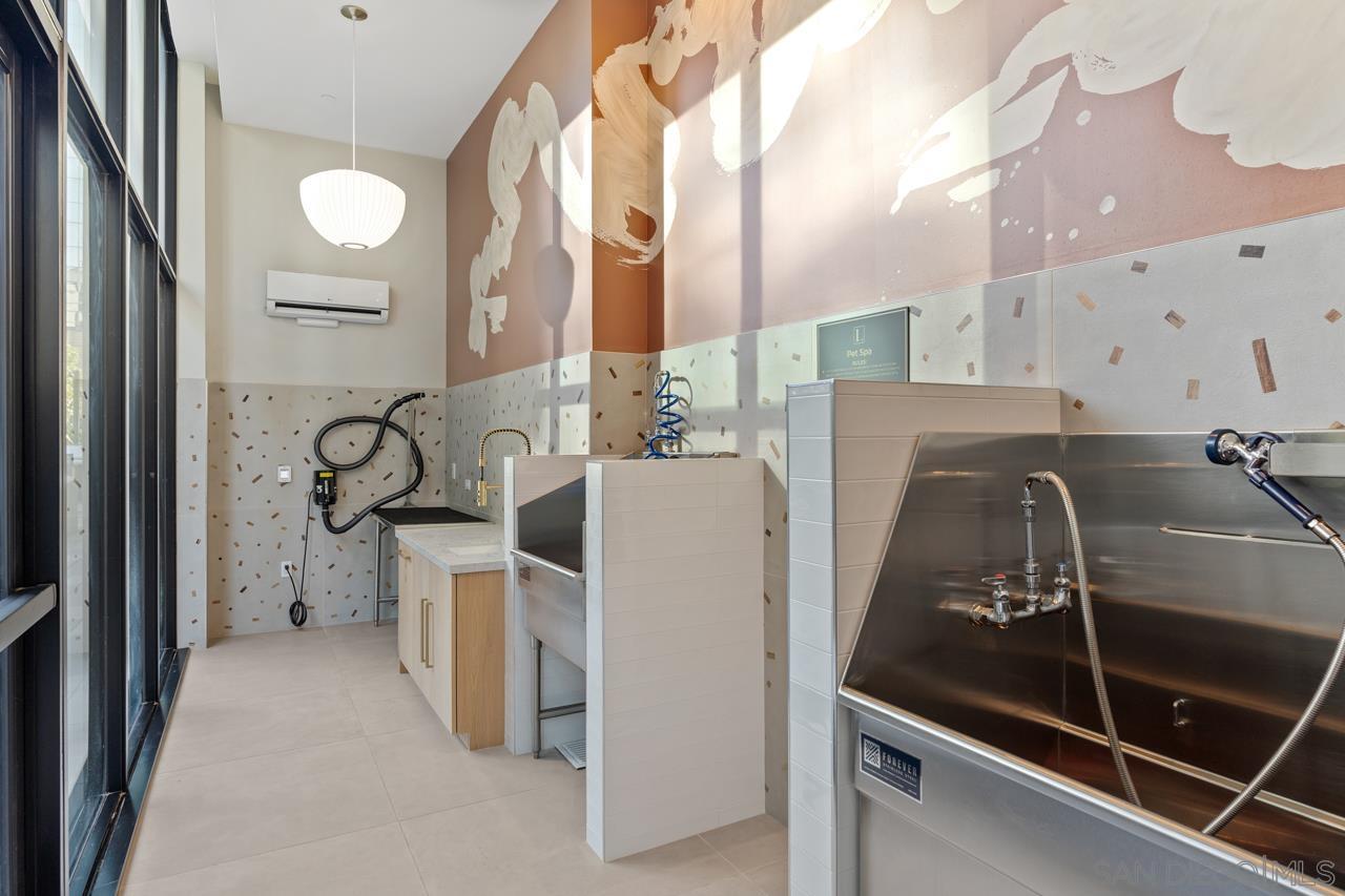 Detail Gallery Image 10 of 55 For 1331  Columbia St  3607, San Diego,  CA 92101 - 1 Beds | 1 Baths