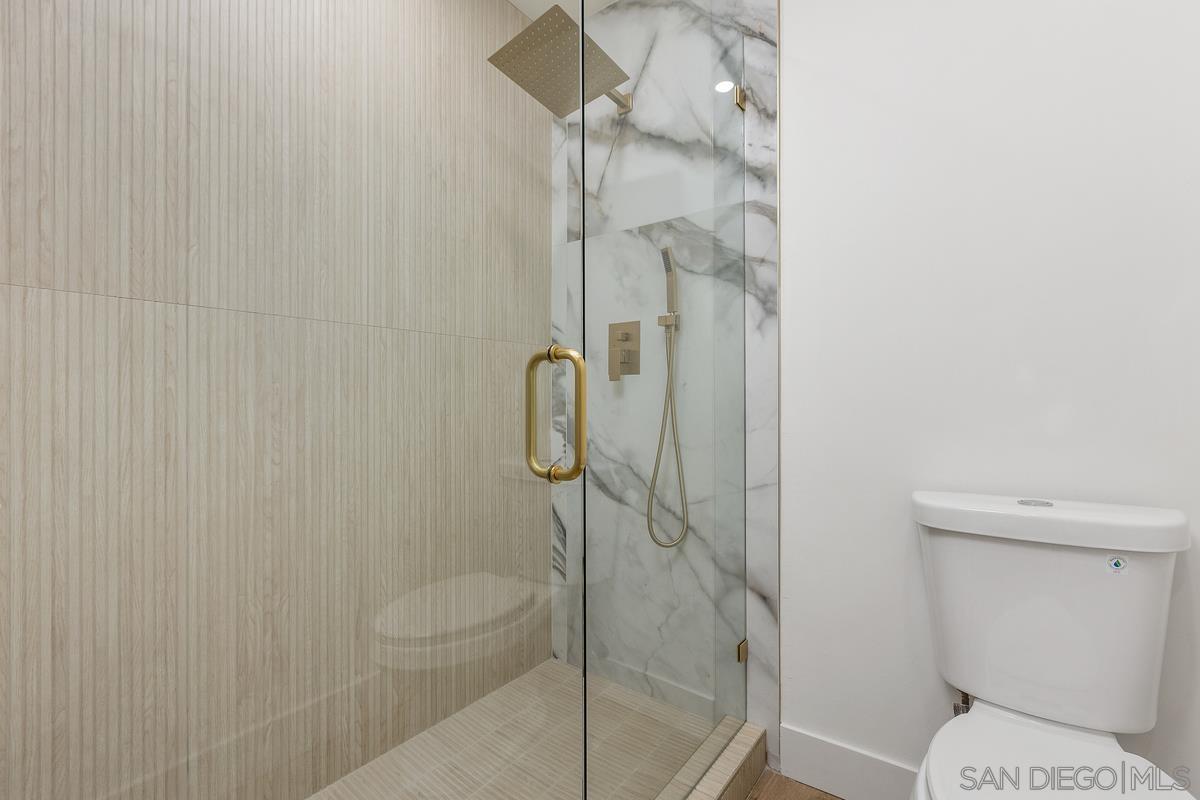 Detail Gallery Image 14 of 19 For 11325  Calenda Rd, San Diego,  CA 92127 - 4 Beds | 2 Baths