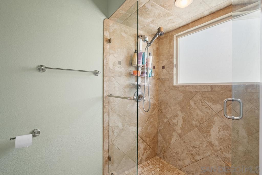 Detail Gallery Image 26 of 48 For 12848  Salmon River Rd, San Diego,  CA 92129 - 5 Beds | 3 Baths