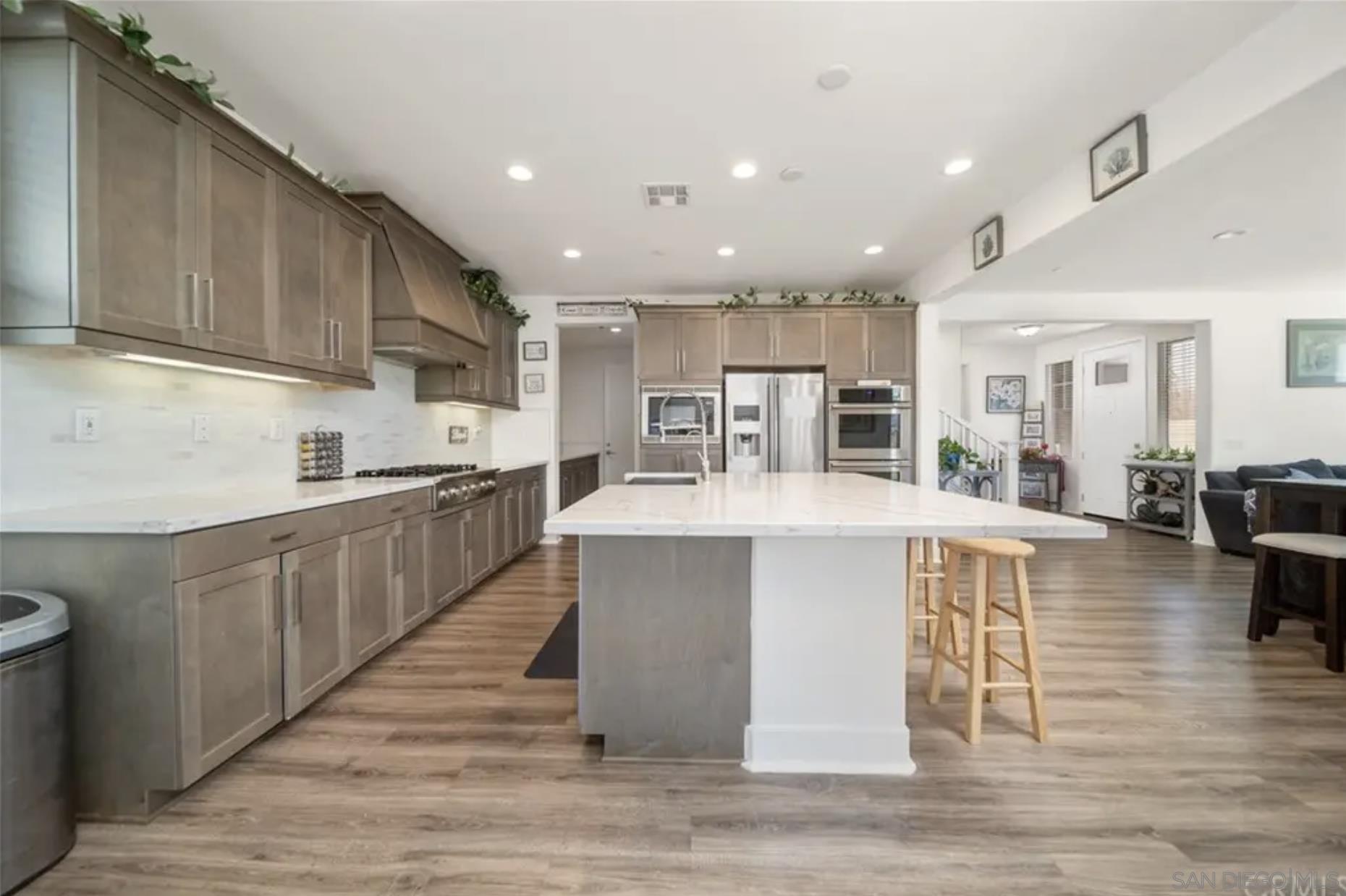 Detail Gallery Image 14 of 27 For 338  Ventasso Way, Fallbrook,  CA 92028 - 4 Beds | 3/1 Baths