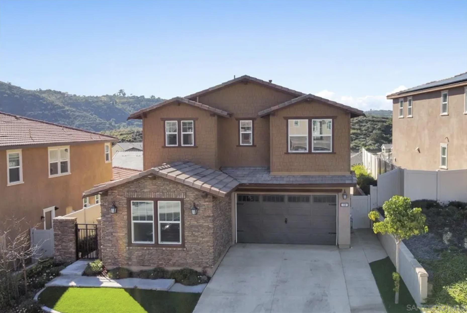 Detail Gallery Image 3 of 27 For 338  Ventasso Way, Fallbrook,  CA 92028 - 4 Beds | 3/1 Baths