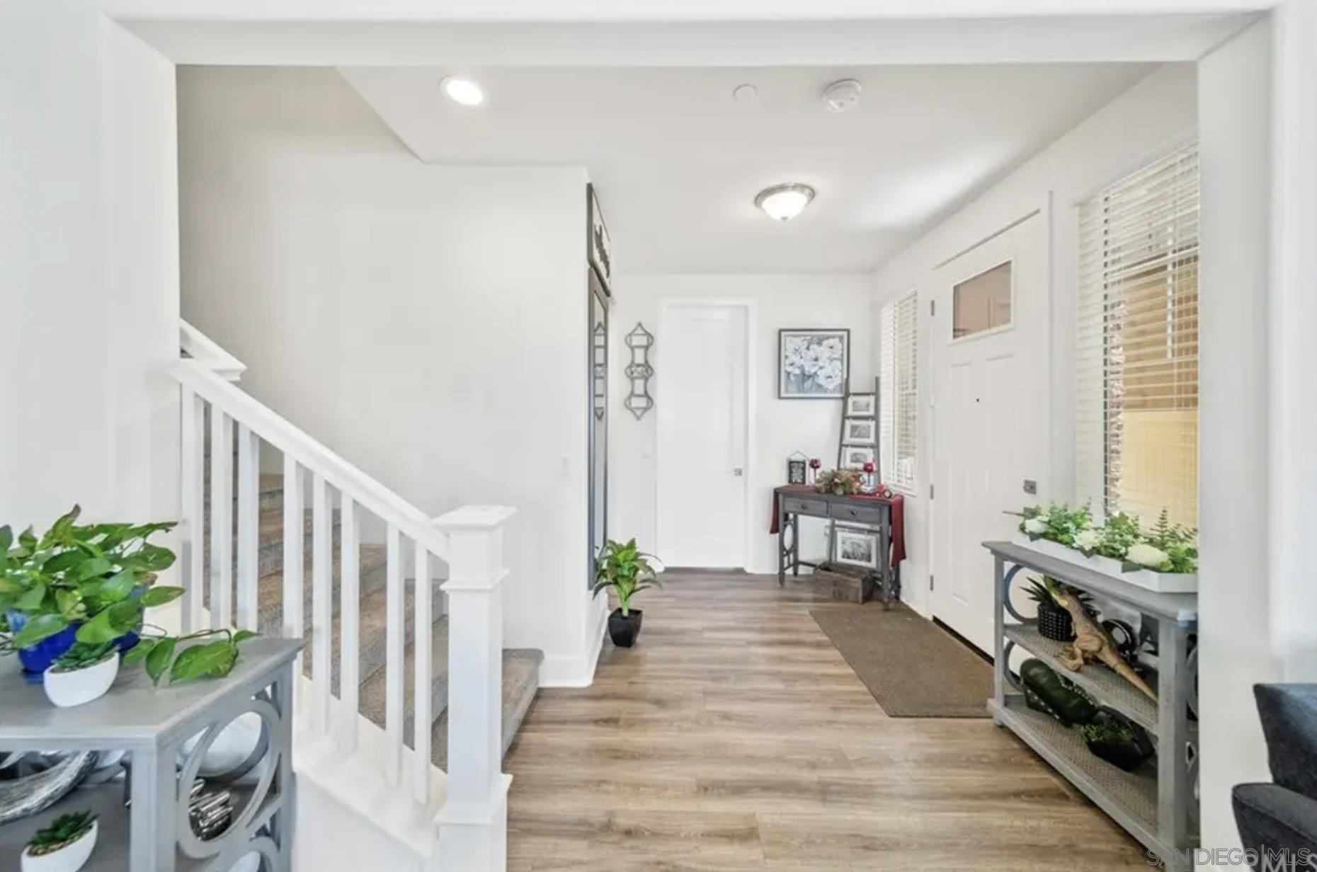 Detail Gallery Image 5 of 27 For 338  Ventasso Way, Fallbrook,  CA 92028 - 4 Beds | 3/1 Baths