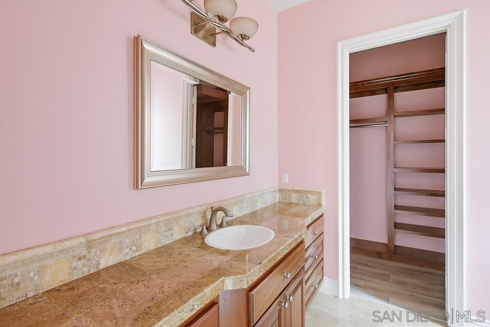 Detail Gallery Image 25 of 73 For 30270  Montrachet St, Bonsall,  CA 92003 - 4 Beds | 6 Baths