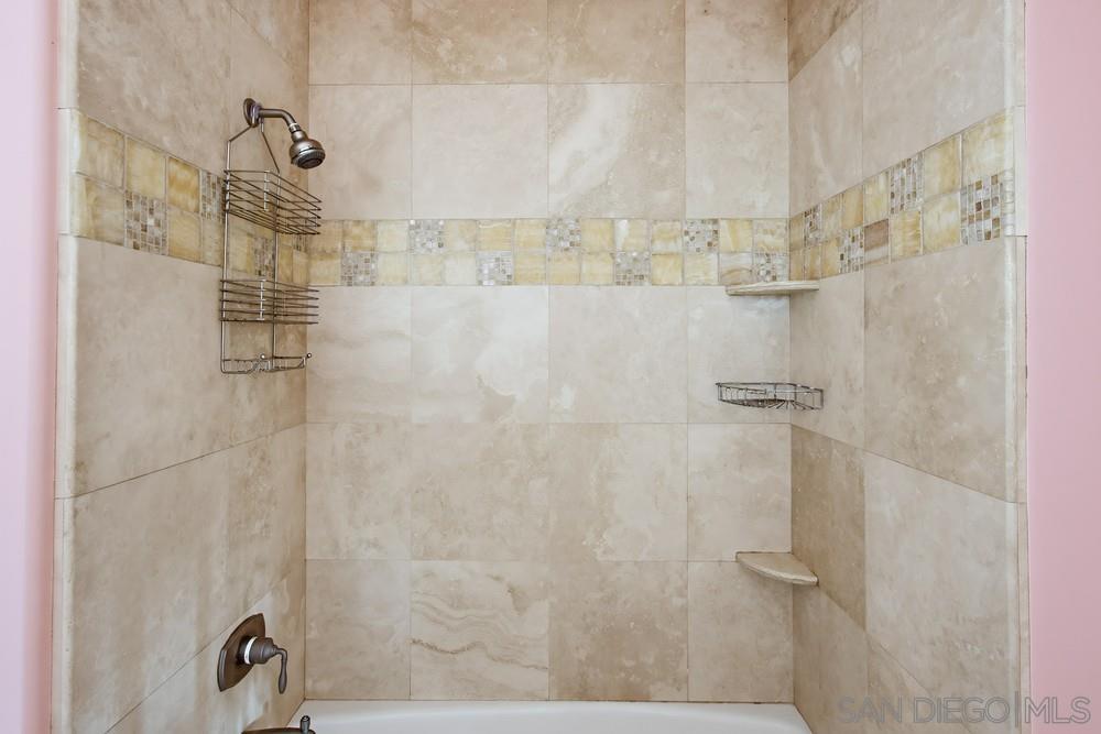 Detail Gallery Image 26 of 73 For 30270  Montrachet St, Bonsall,  CA 92003 - 4 Beds | 6 Baths