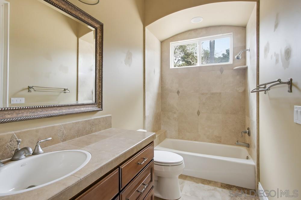 Detail Gallery Image 33 of 73 For 30270  Montrachet St, Bonsall,  CA 92003 - 4 Beds | 6 Baths