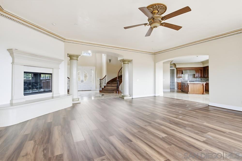 Detail Gallery Image 8 of 73 For 30270  Montrachet St, Bonsall,  CA 92003 - 4 Beds | 6 Baths