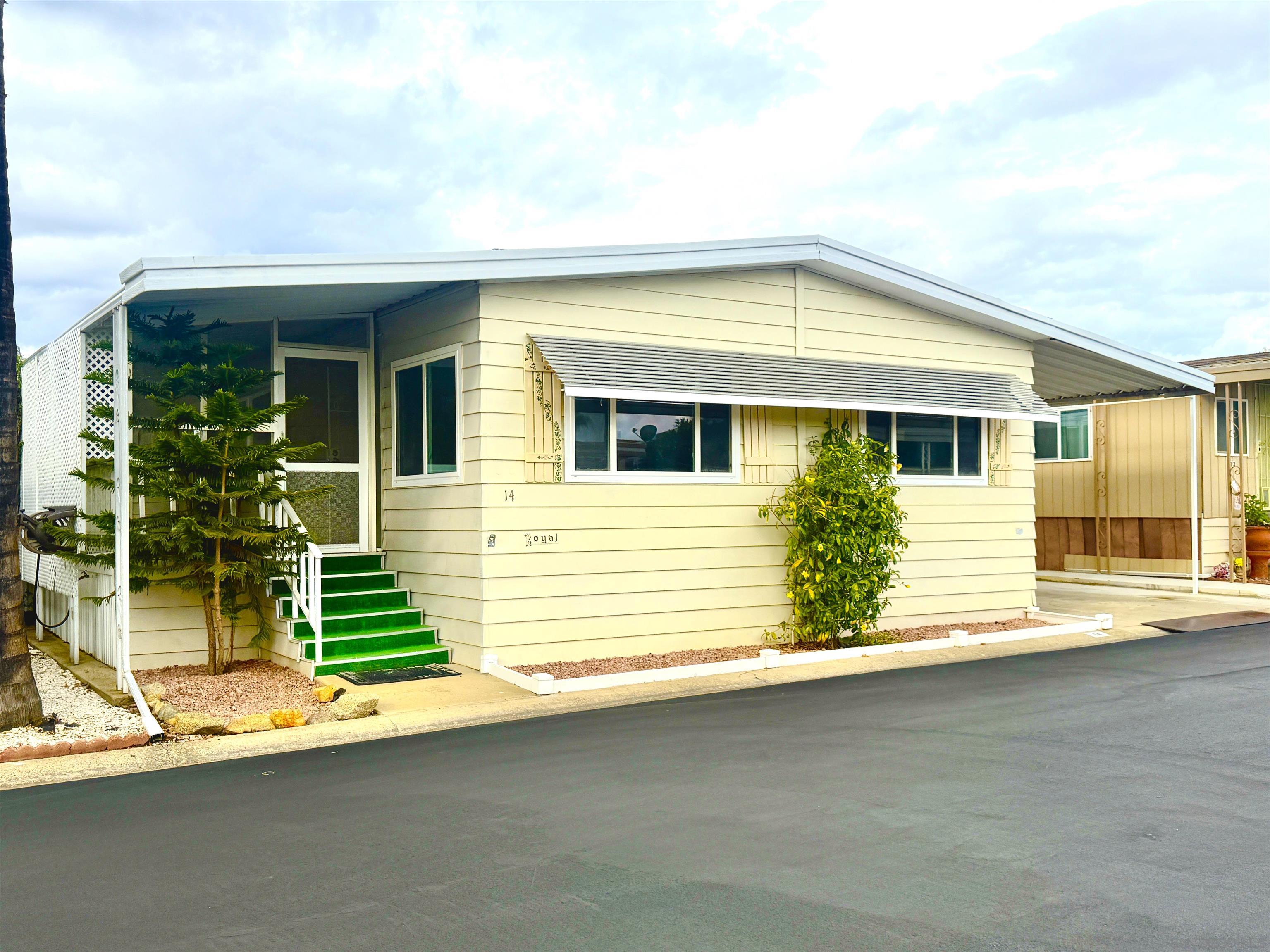 Front Image Thumbnail for SD250044583