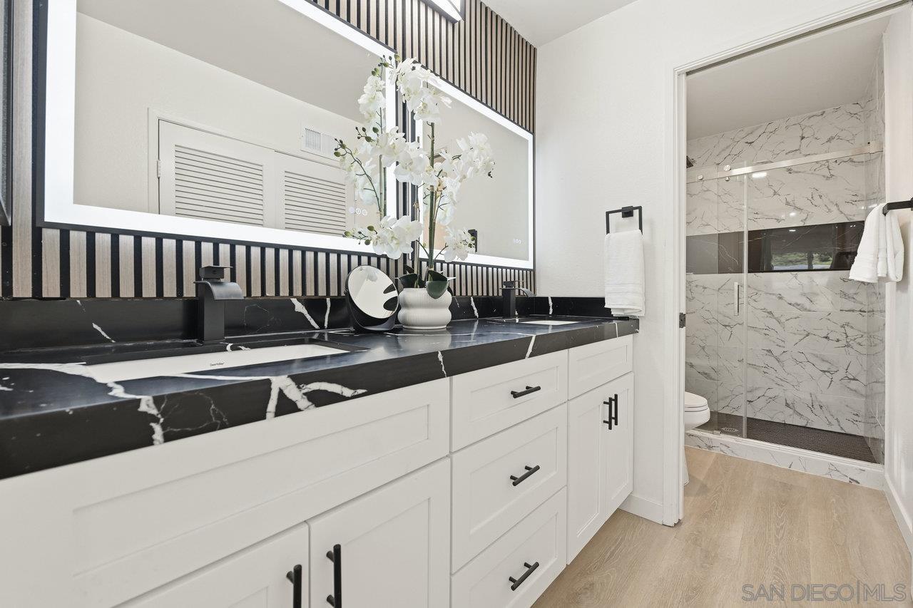 Detail Gallery Image 22 of 39 For 17676  Corte Sobrado, San Diego,  CA 92128 - 2 Beds | 2 Baths