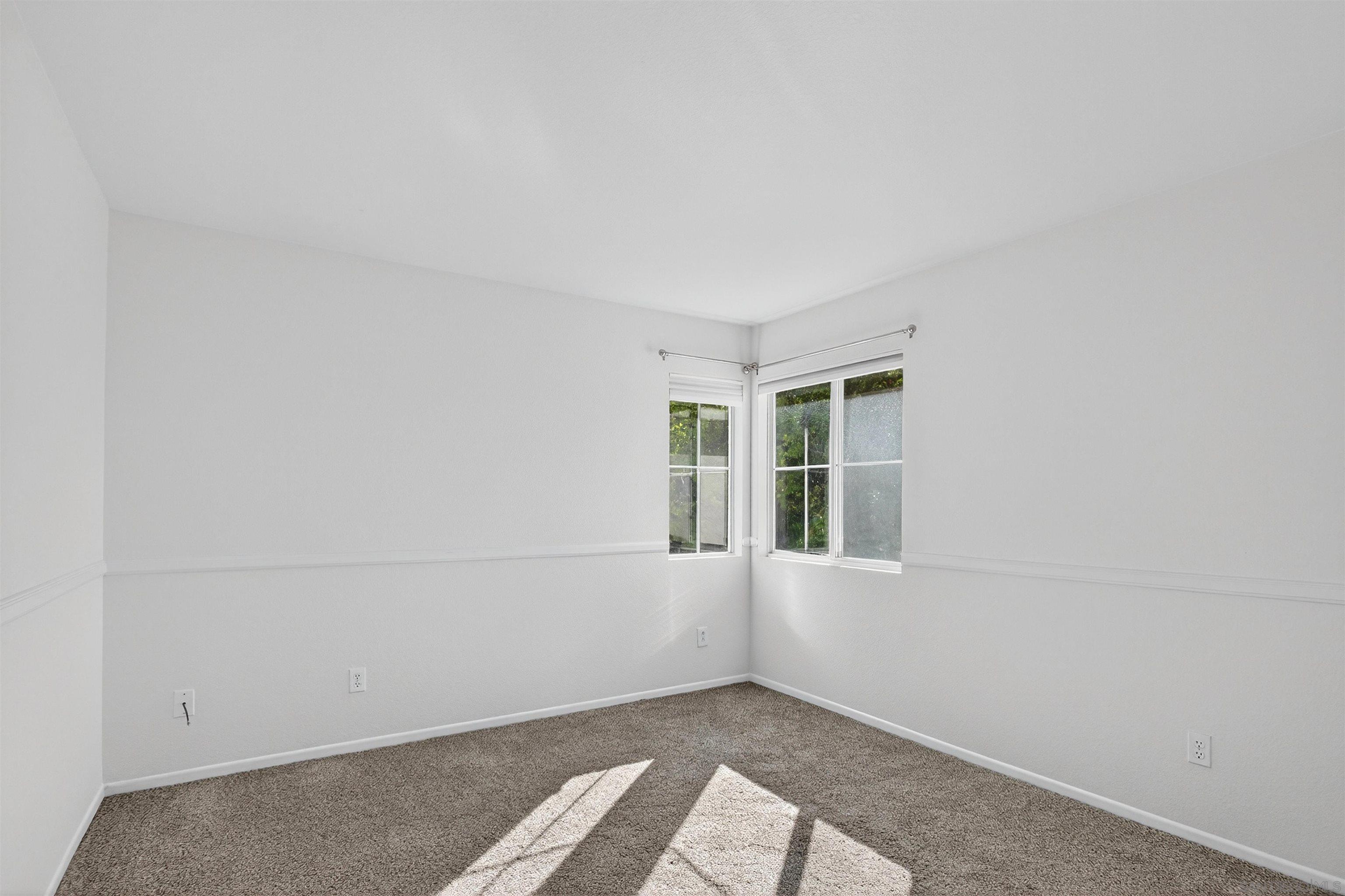 Detail Gallery Image 29 of 49 For 11911  Dapple Way, San Diego,  CA 92128 - 5 Beds | 3 Baths