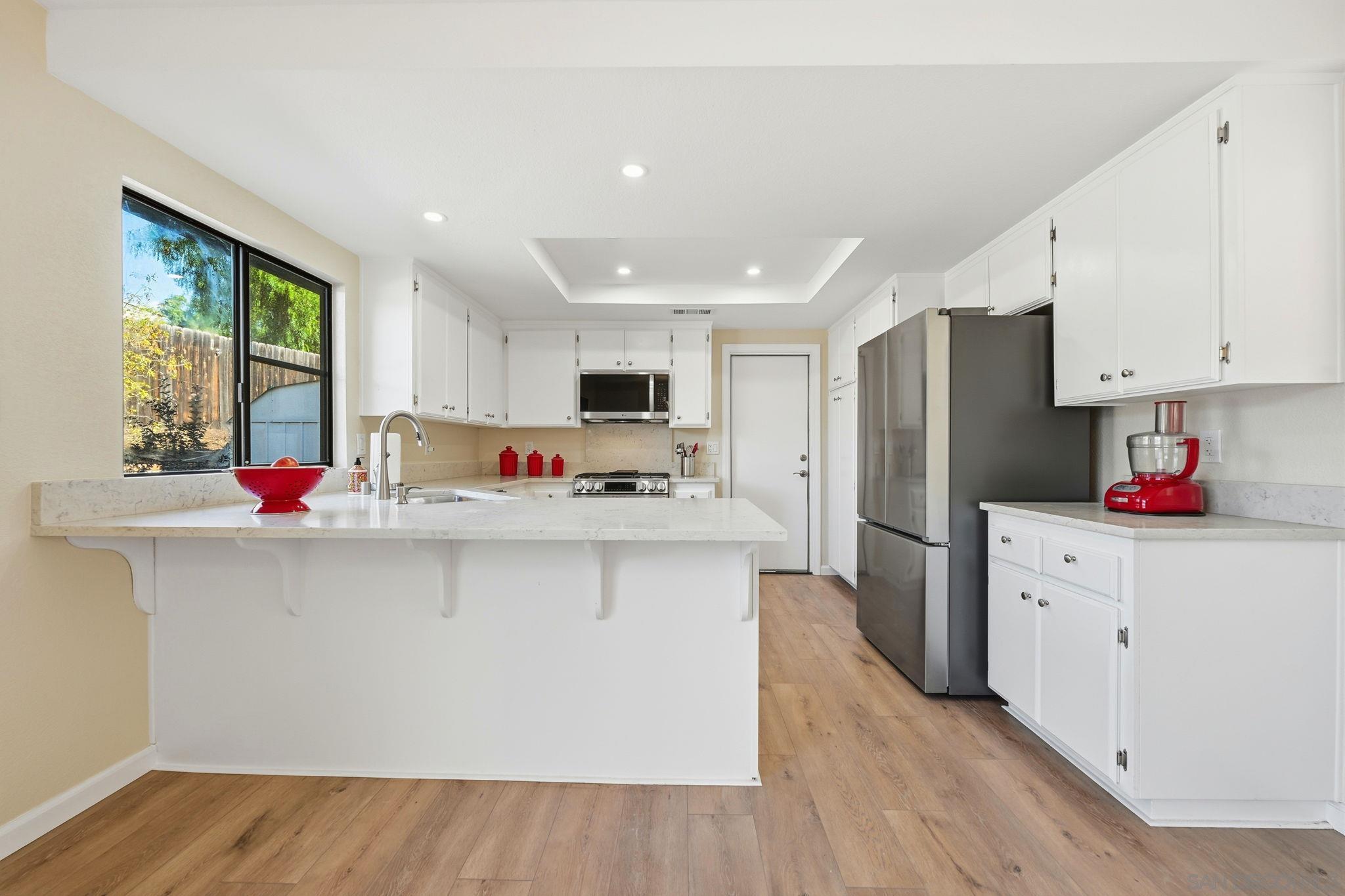 Detail Gallery Image 14 of 43 For 304  Lion Valley Rd, Escondido,  CA 92027 - 3 Beds | 2 Baths