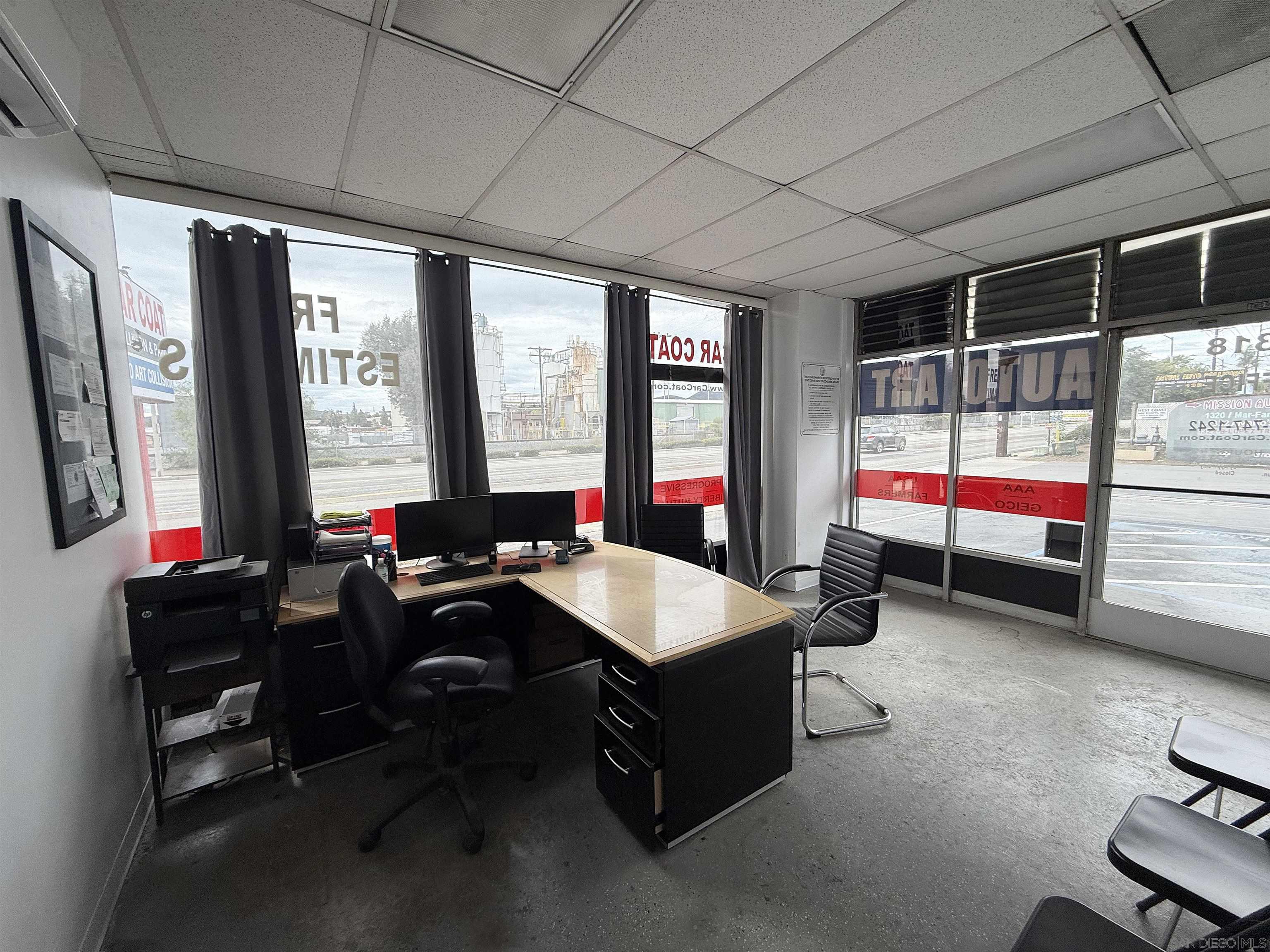 Detail Gallery Image 3 of 20 For 1318  W Mission Rd, Escondido,  CA 92029 - – Beds | – Baths