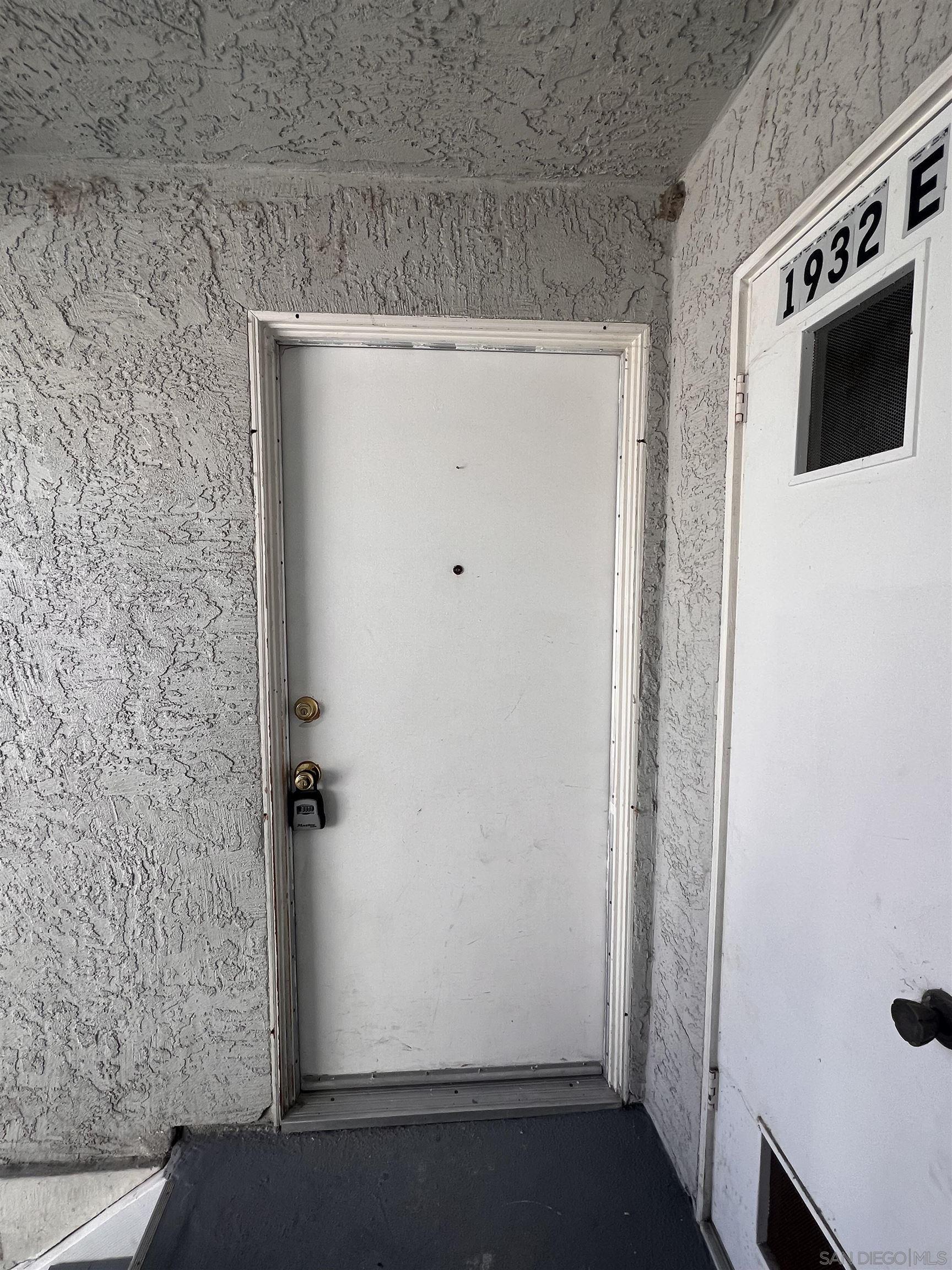 Detail Gallery Image 13 of 13 For 1932  West Dr  E, Vista,  CA 92083 - 2 Beds | 2 Baths