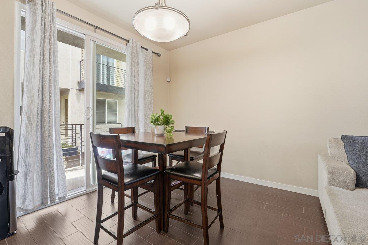 Detail Gallery Image 11 of 41 For 4543  Rainier Ave  #19,  San Diego,  CA 92120 - 3 Beds | 3 Baths