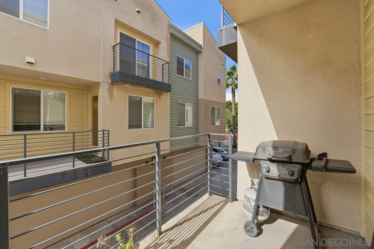 Detail Gallery Image 4 of 41 For 4543  Rainier Ave  #19,  San Diego,  CA 92120 - 3 Beds | 3 Baths