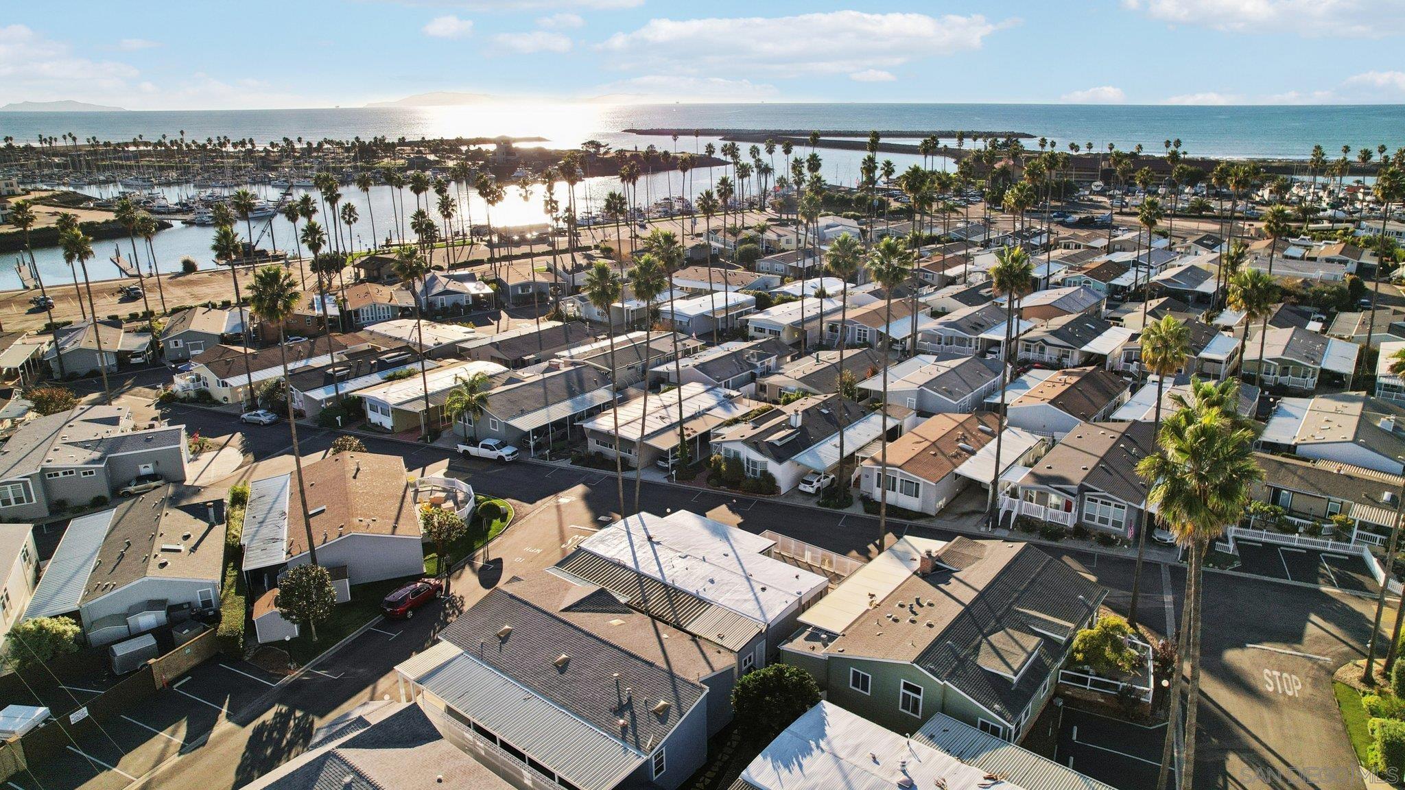 Detail Gallery Image 39 of 65 For 1215  Anchors Way Drive  #135,  Ventura,  CA 93001 - 2 Beds | 2 Baths