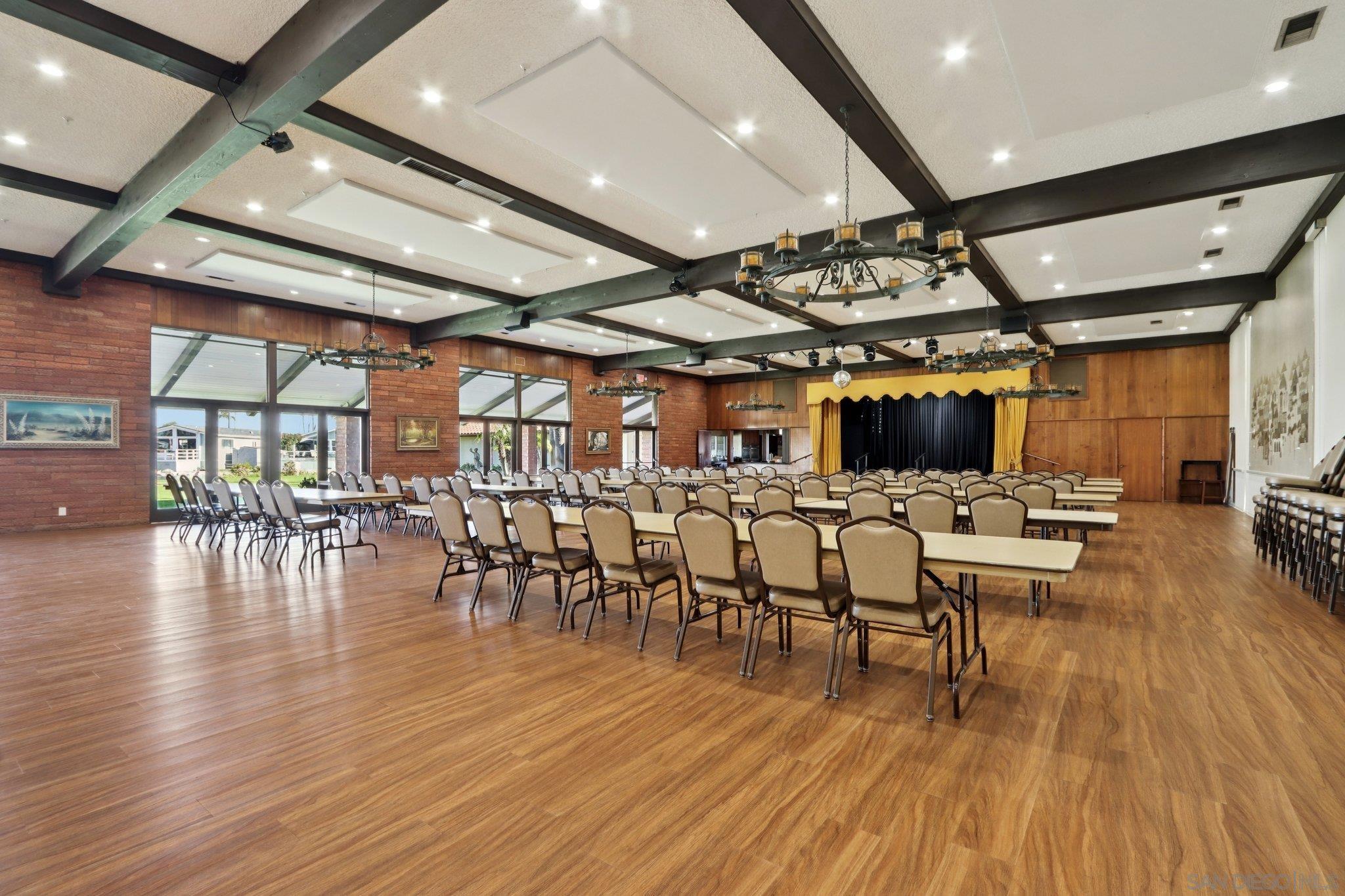 Detail Gallery Image 57 of 65 For 1215  Anchors Way Drive  #135,  Ventura,  CA 93001 - 2 Beds | 2 Baths